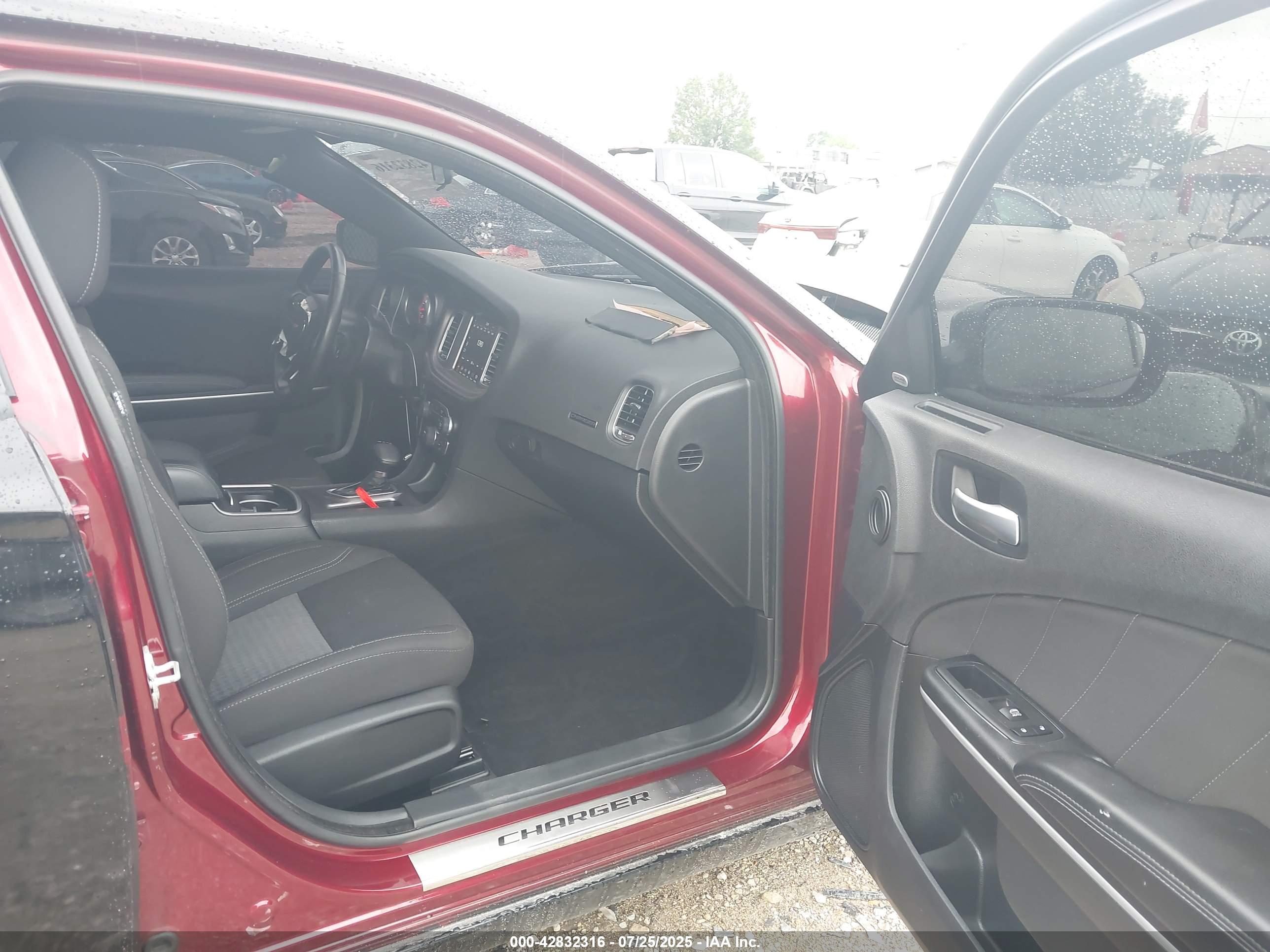 DODGE CHARGER image 5