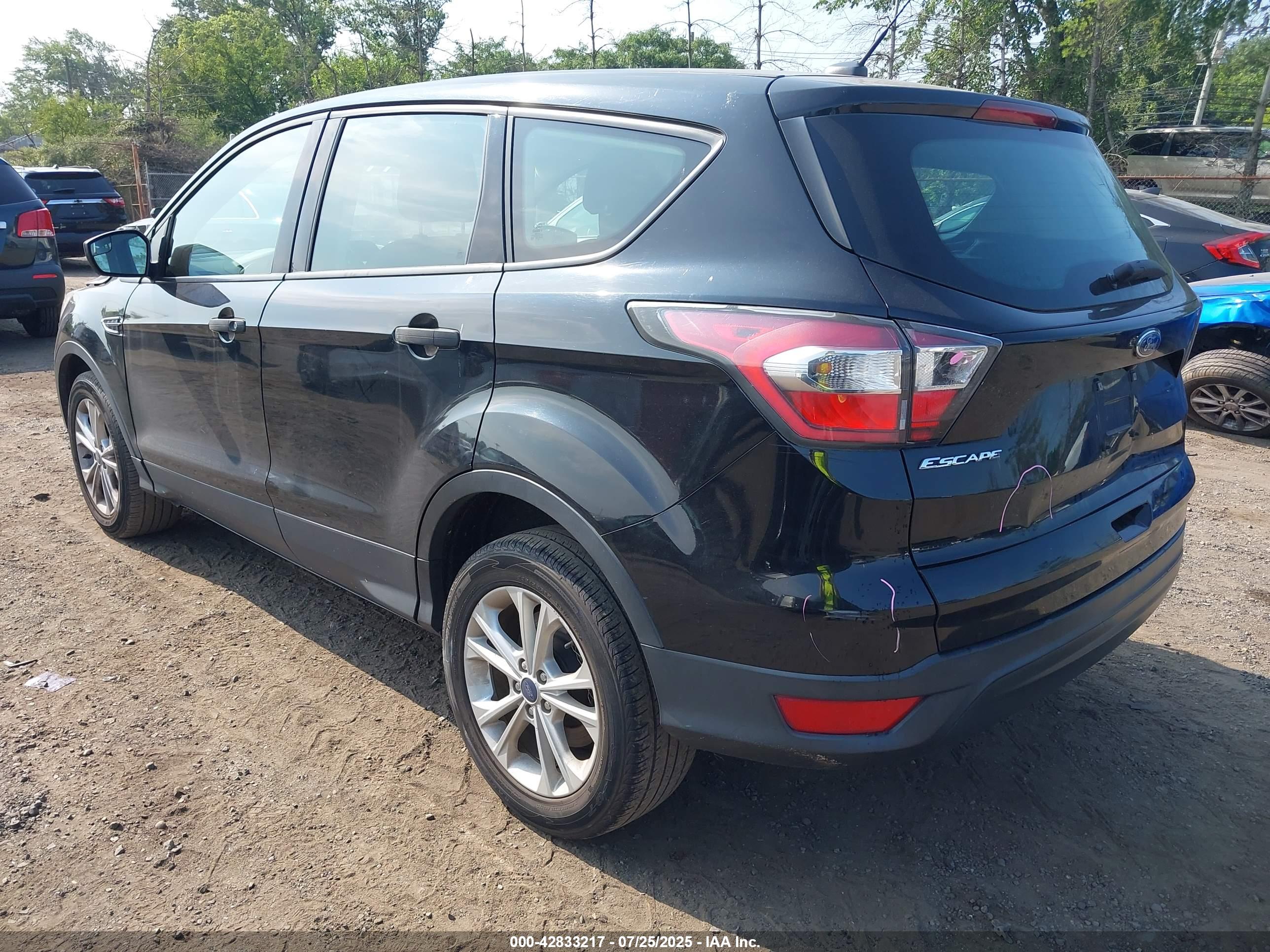 FORD ESCAPE image 3
