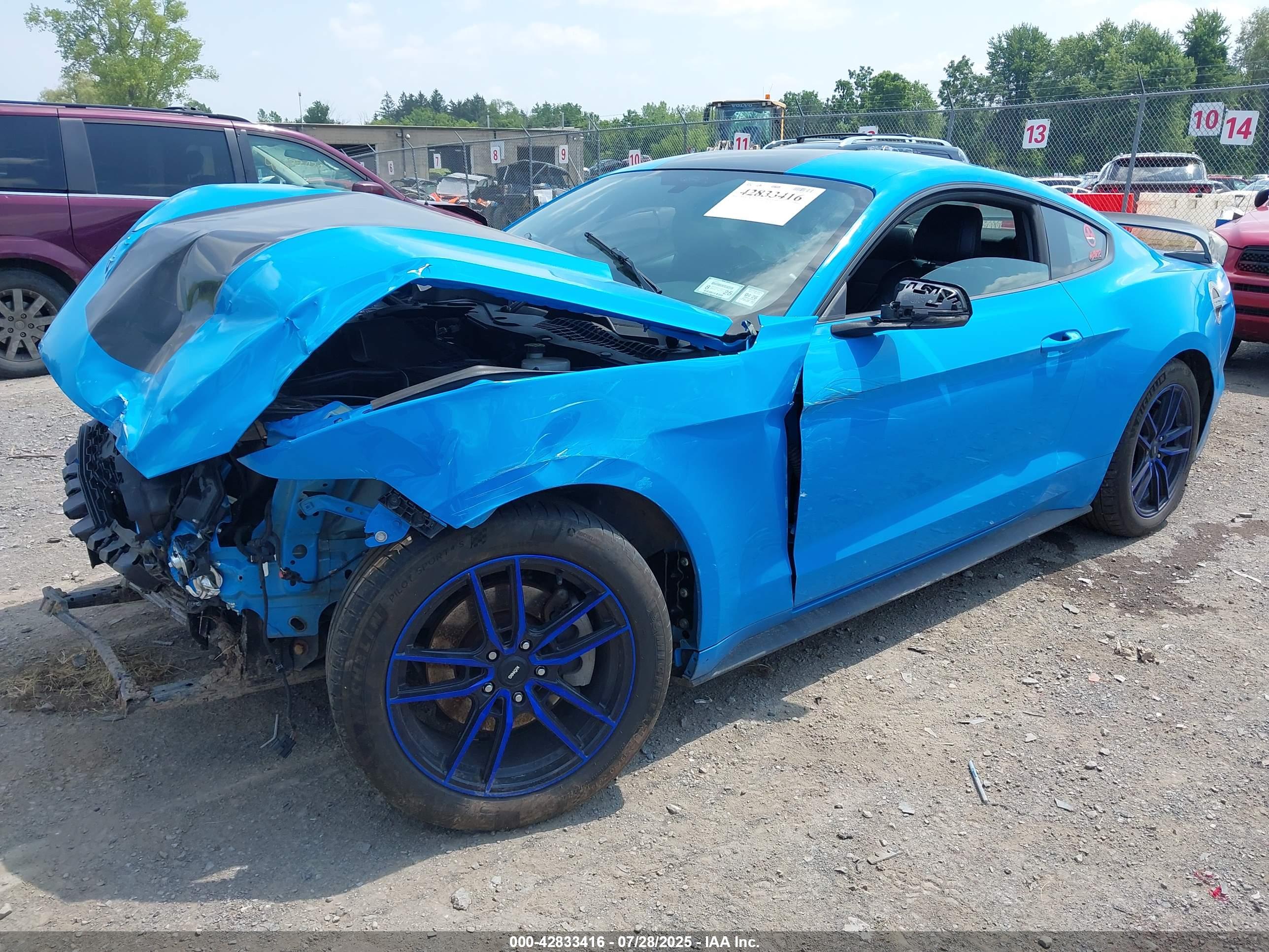 FORD MUSTANG image 2