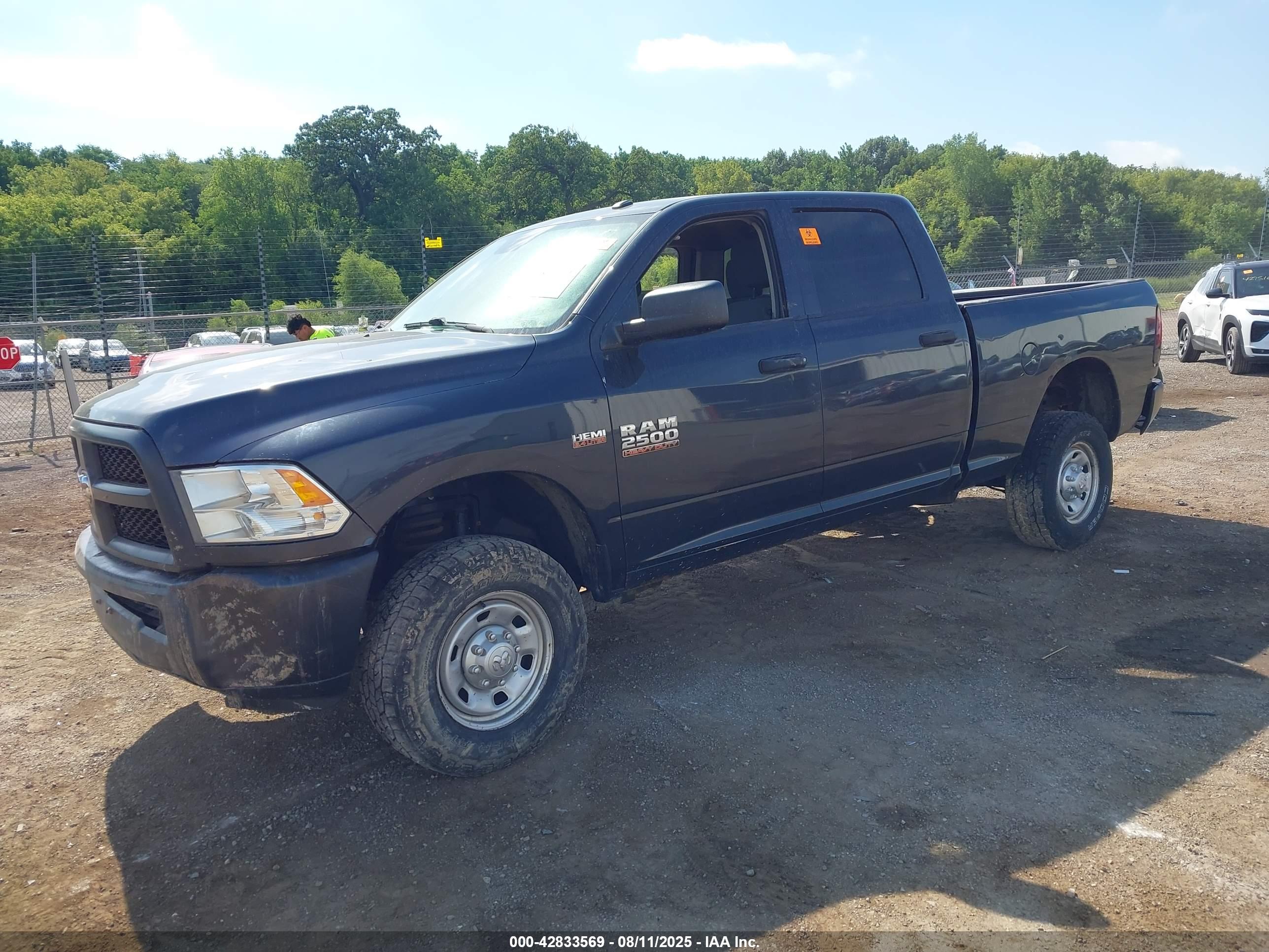 RAM 2500 image 2