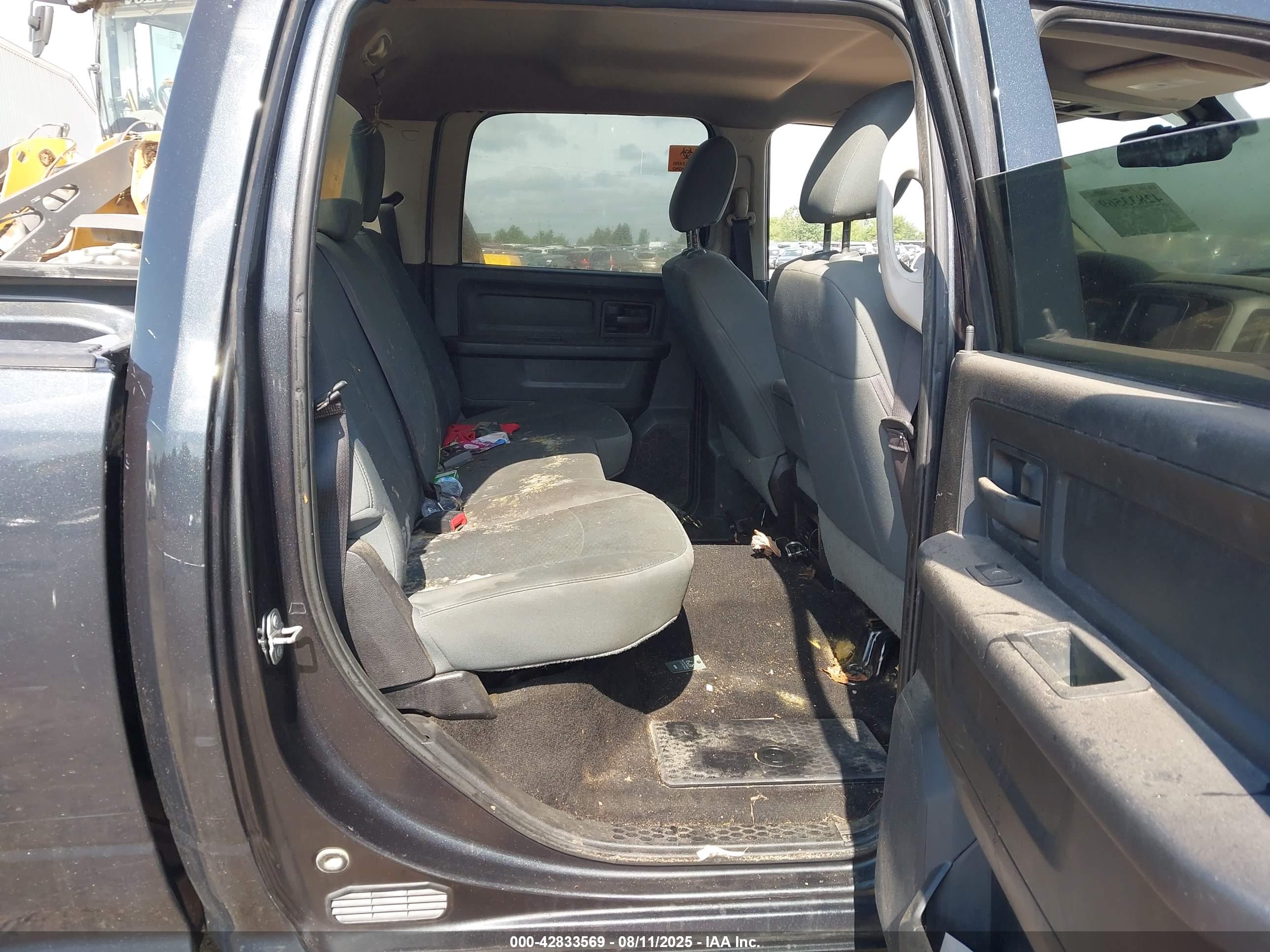 RAM 2500 image 8