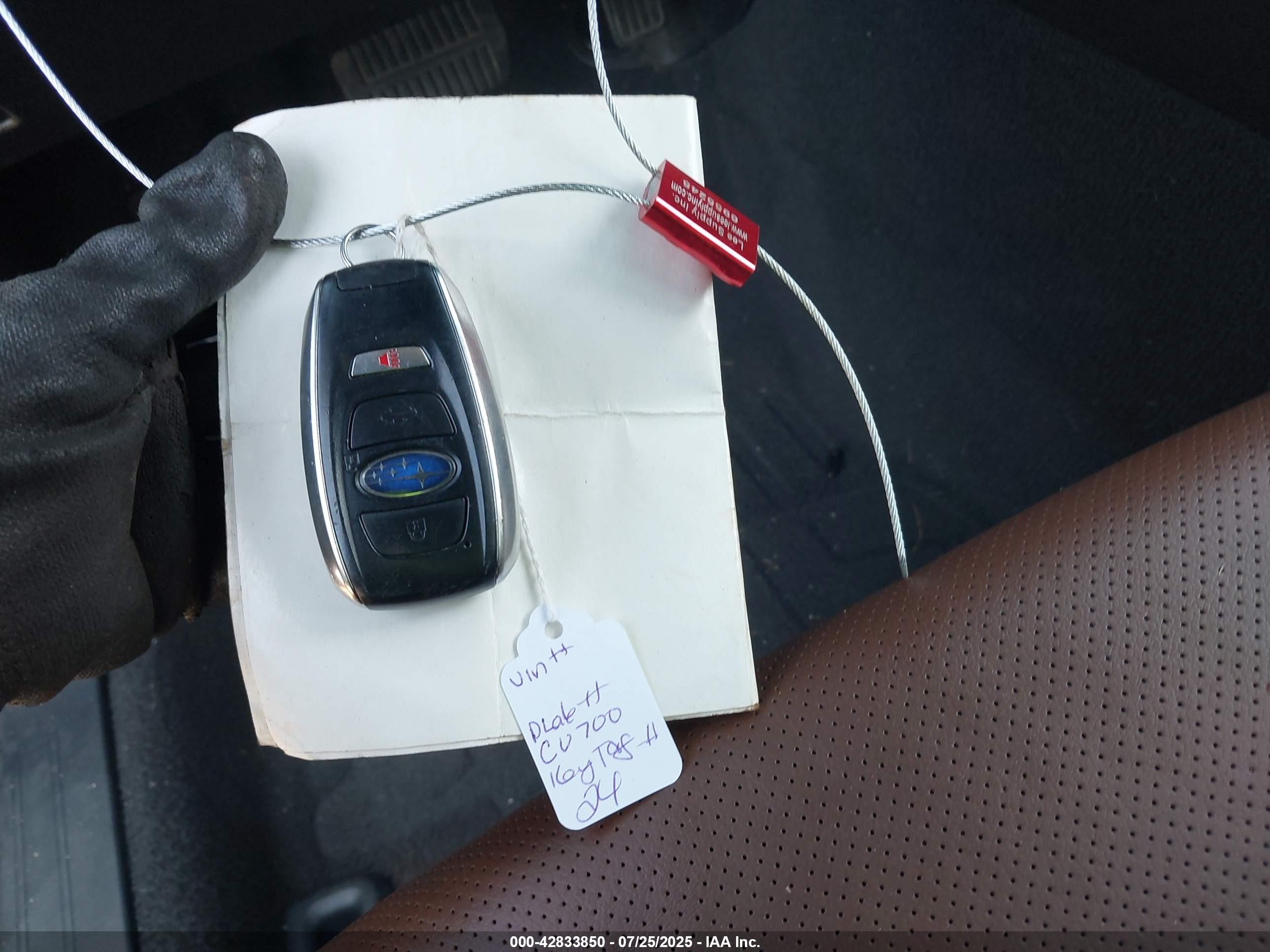 SUBARU OUTBACK image 11