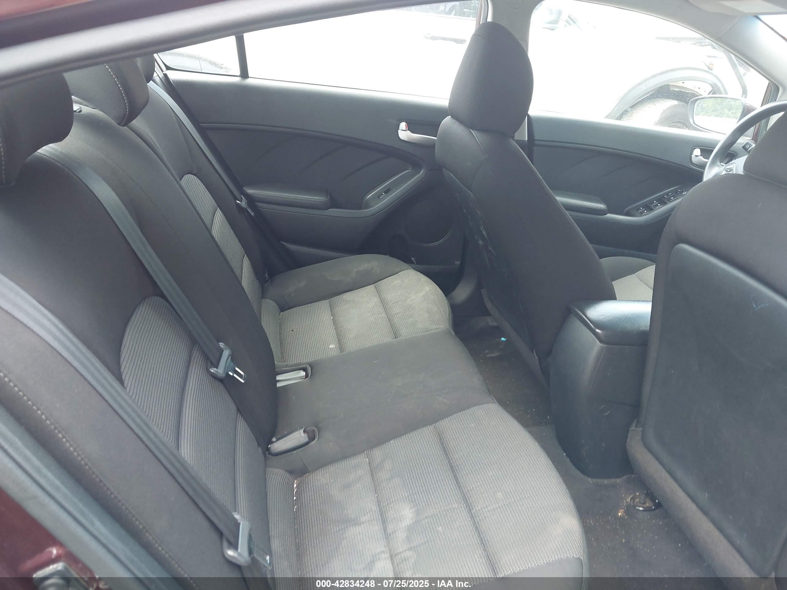 KIA FORTE image 8