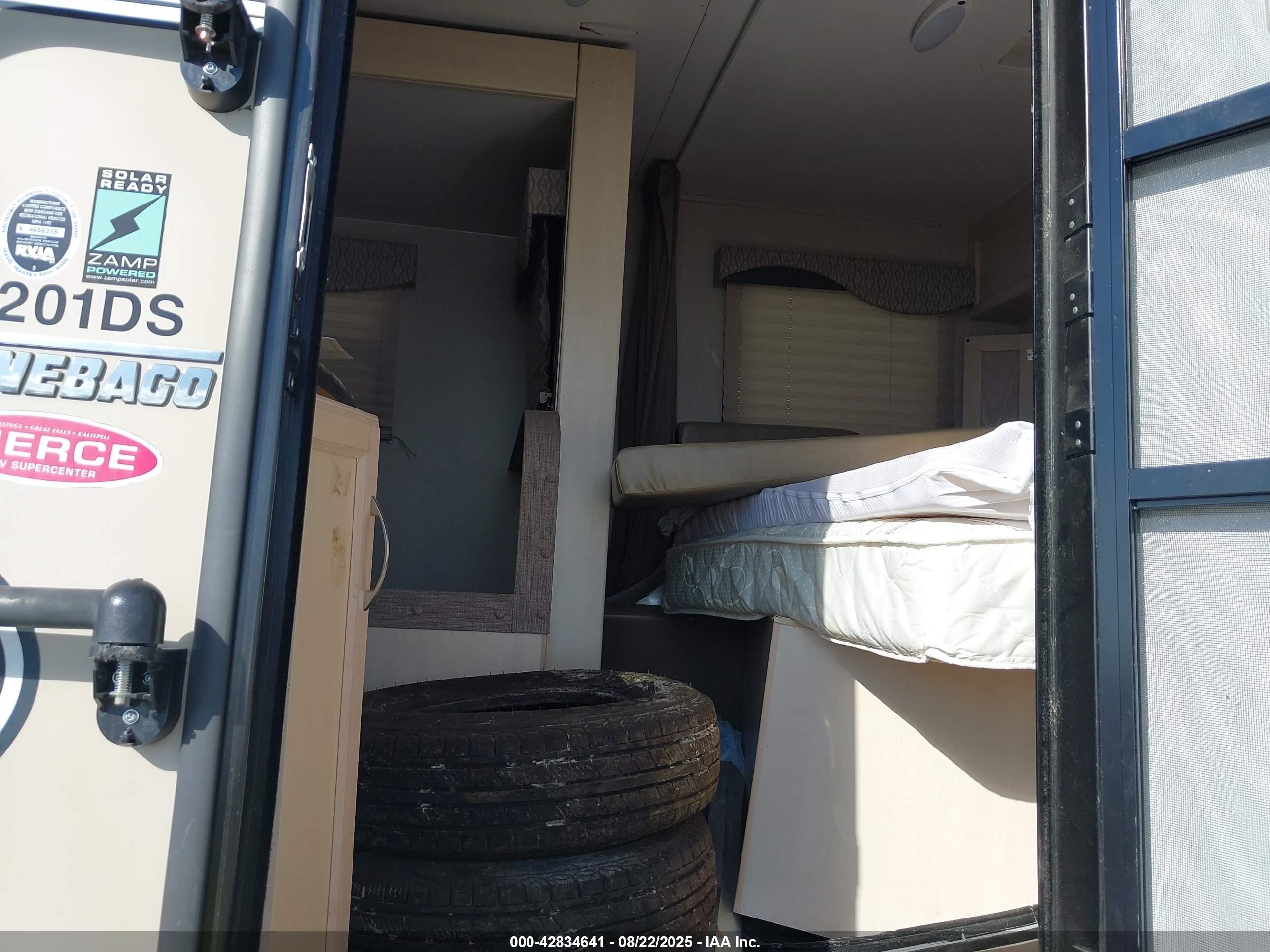 WINNEBAGO MINI image 5