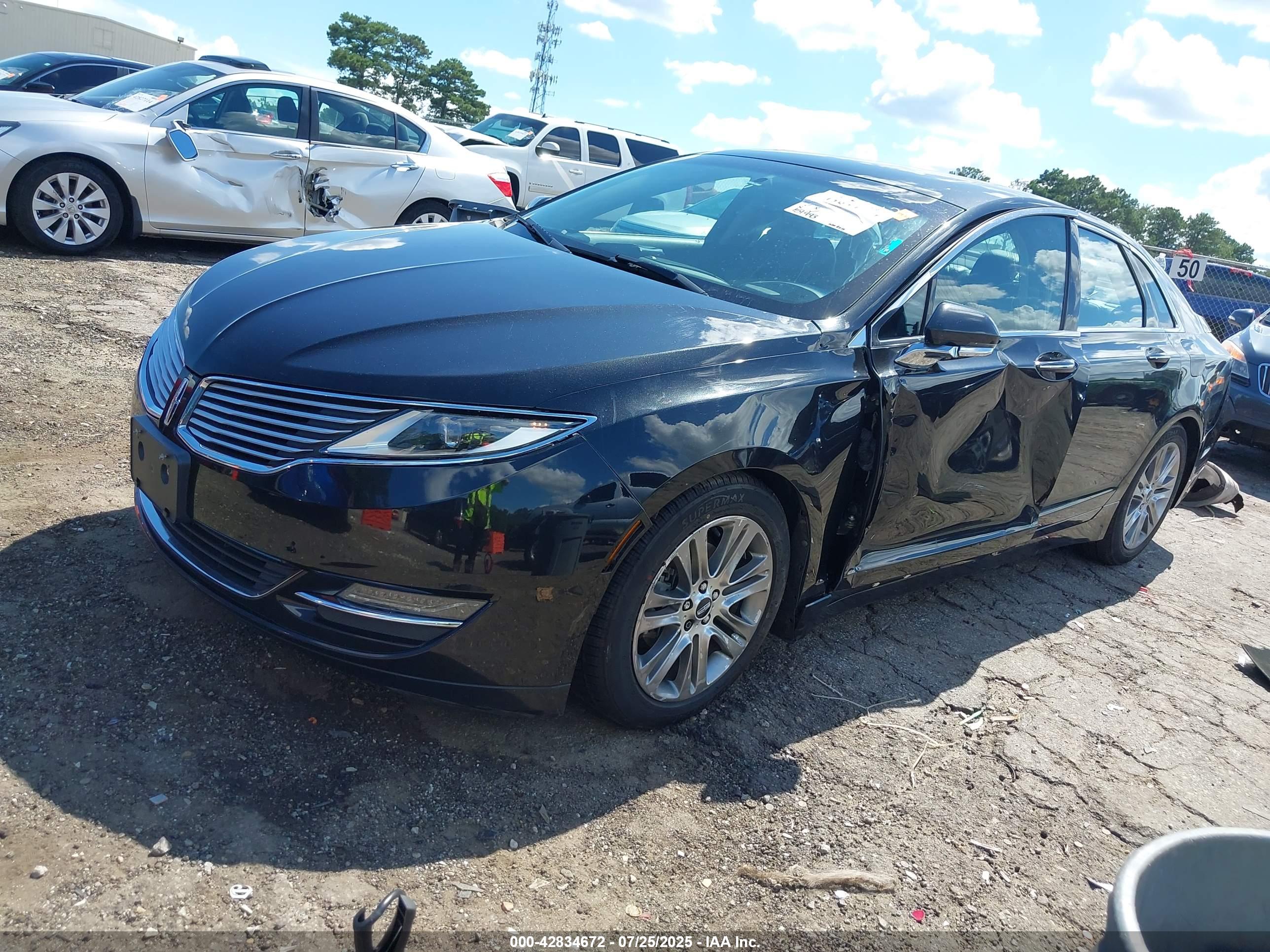 LINCOLN MKZ image 2