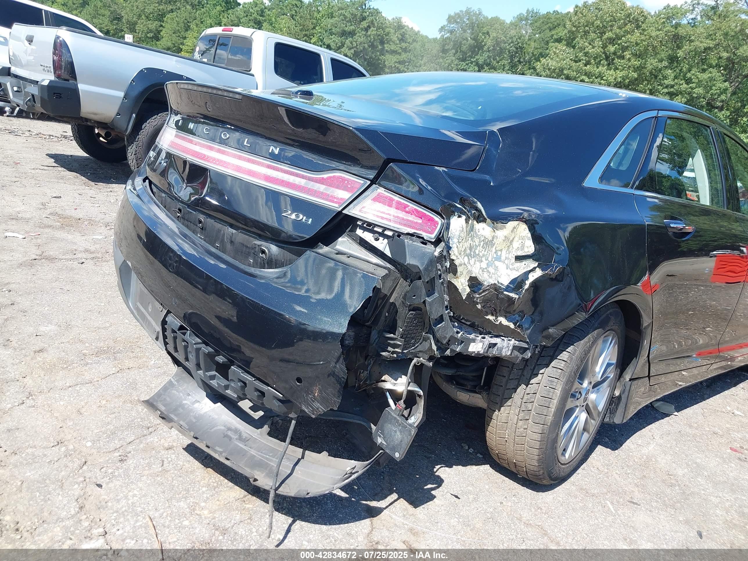 LINCOLN MKZ image 6