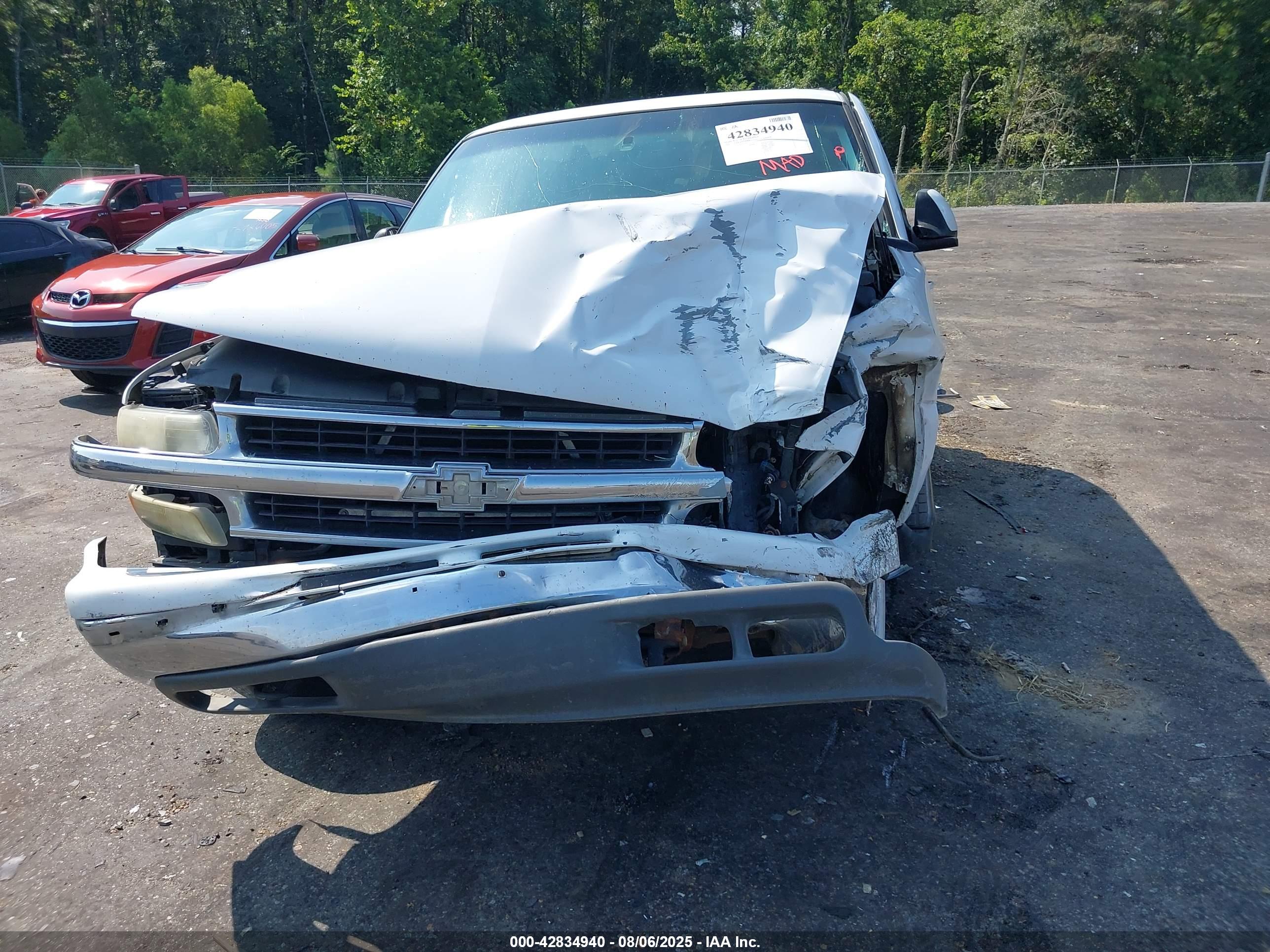 CHEVROLET TAHOE image 6