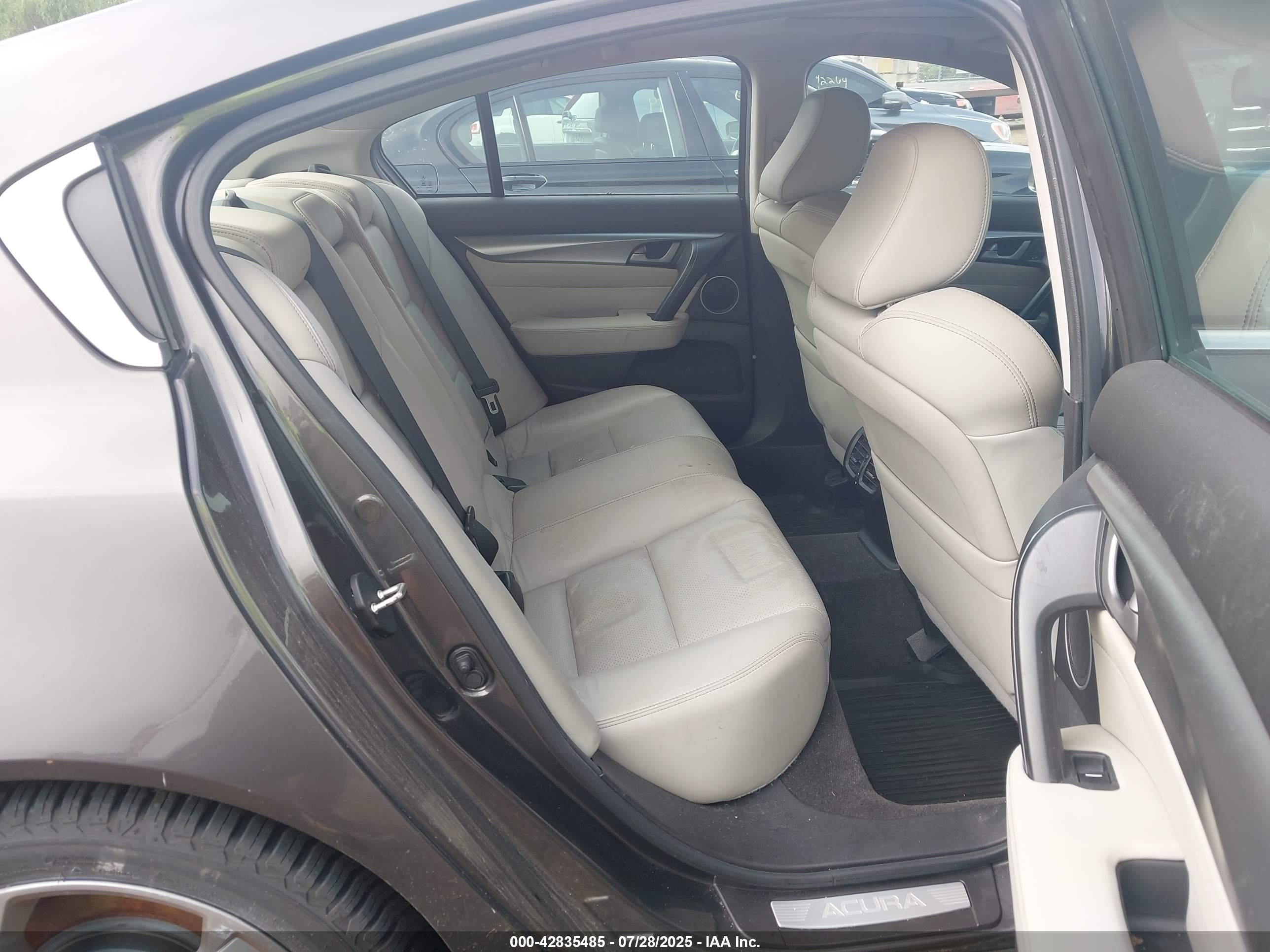 ACURA TL image 8