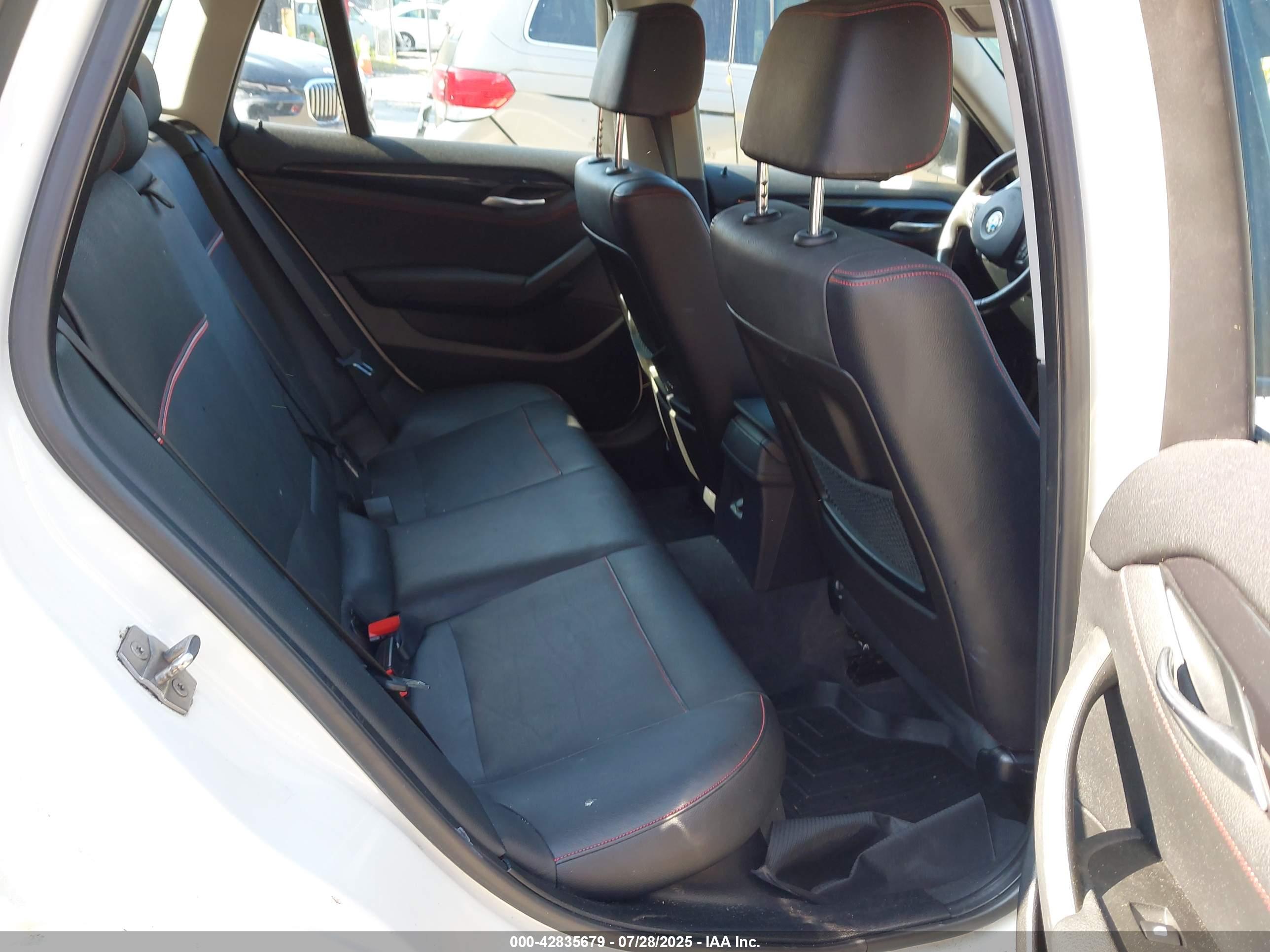 BMW X1 image 8