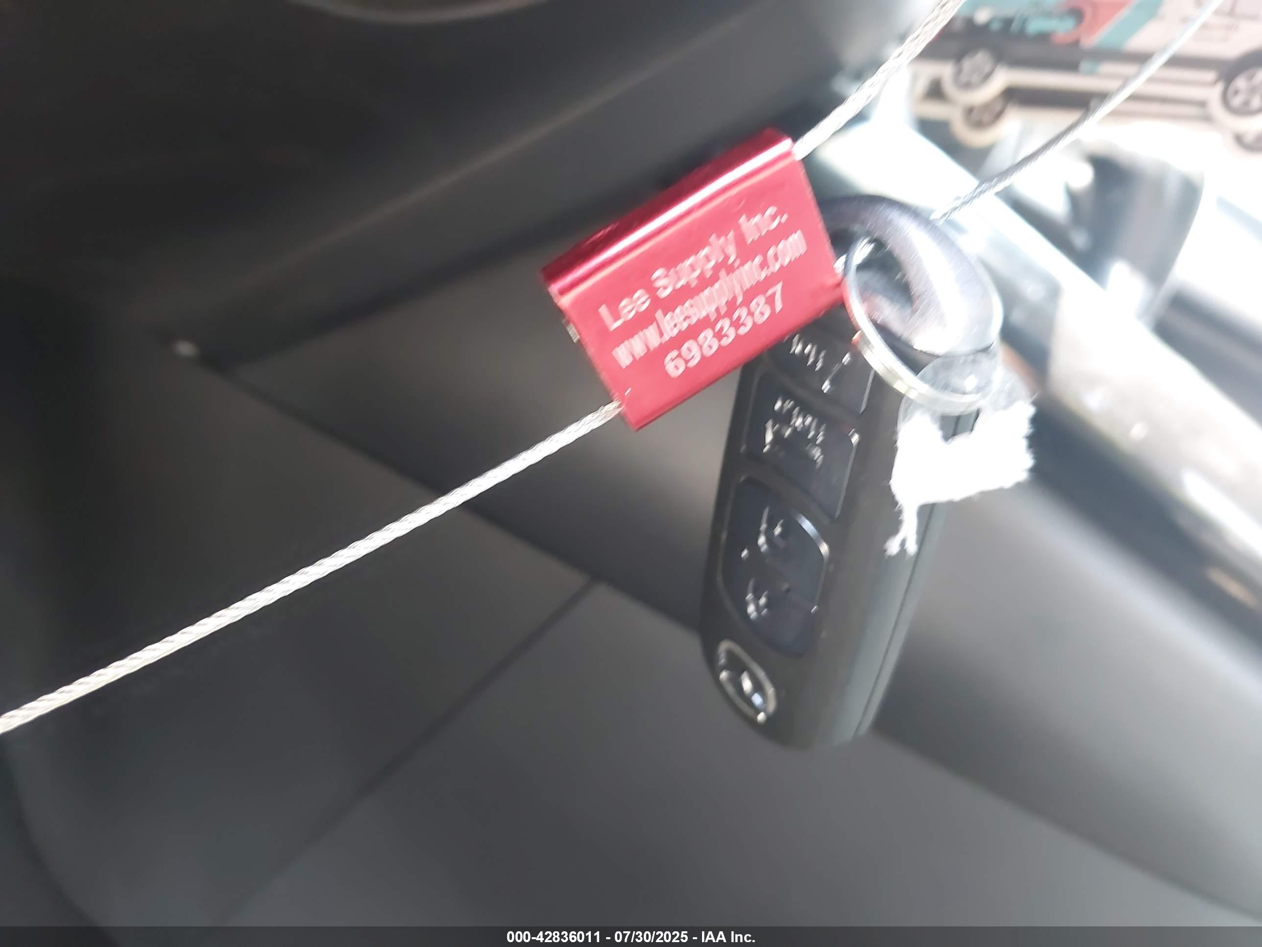 MAZDA CX-9 image 11