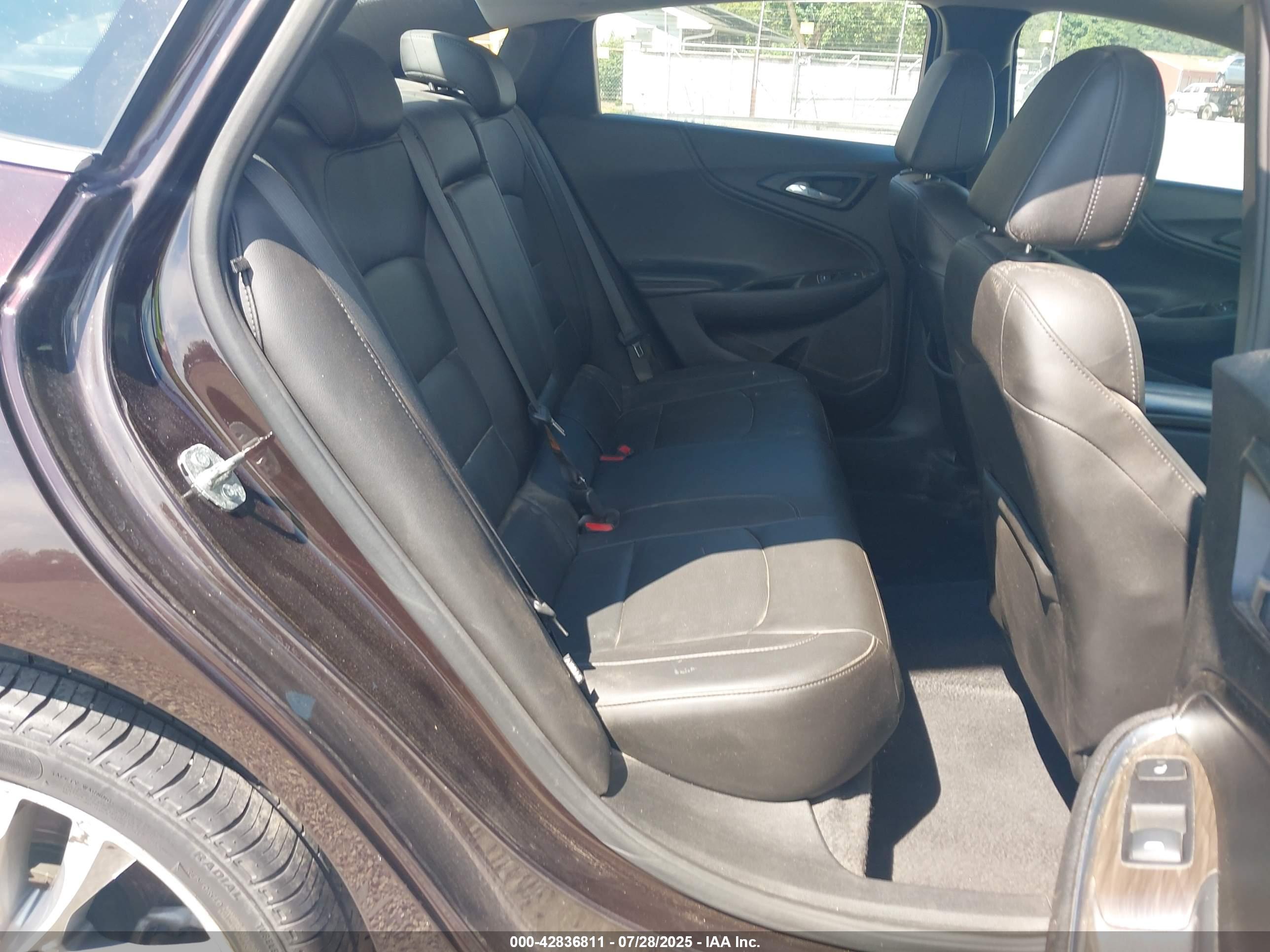 CHEVROLET MALIBU image 8
