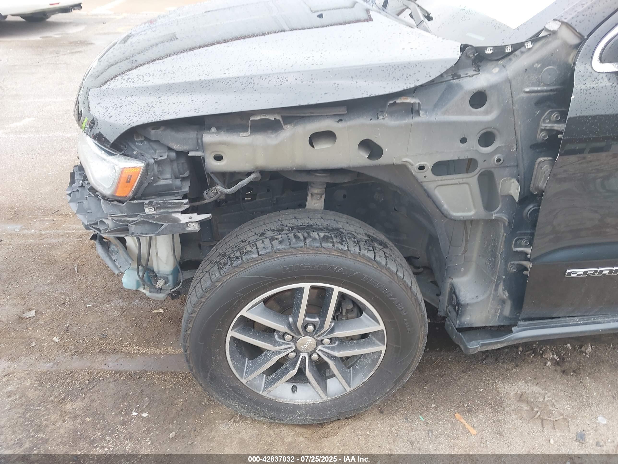 JEEP GRAND image 6