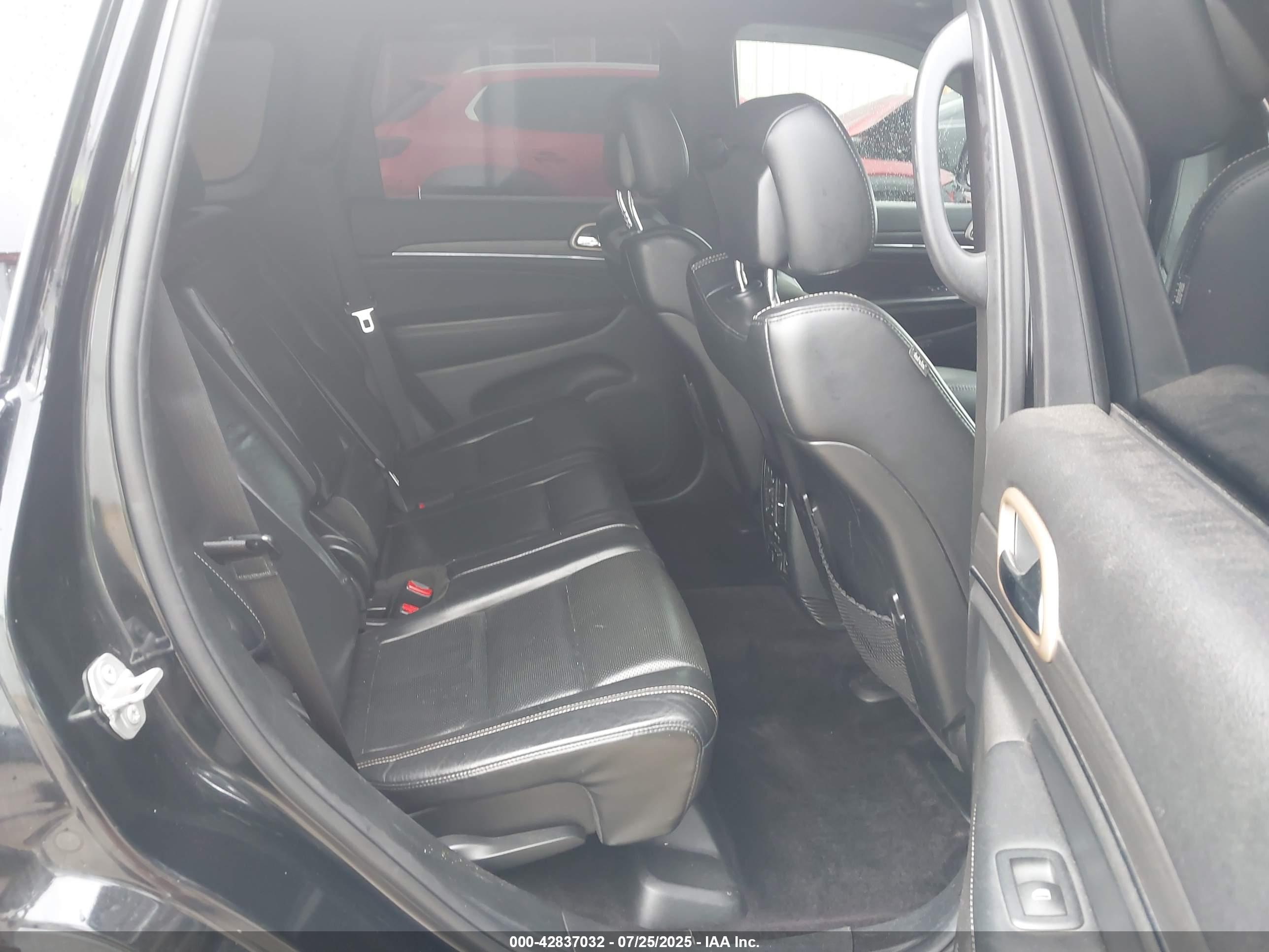 JEEP GRAND image 8