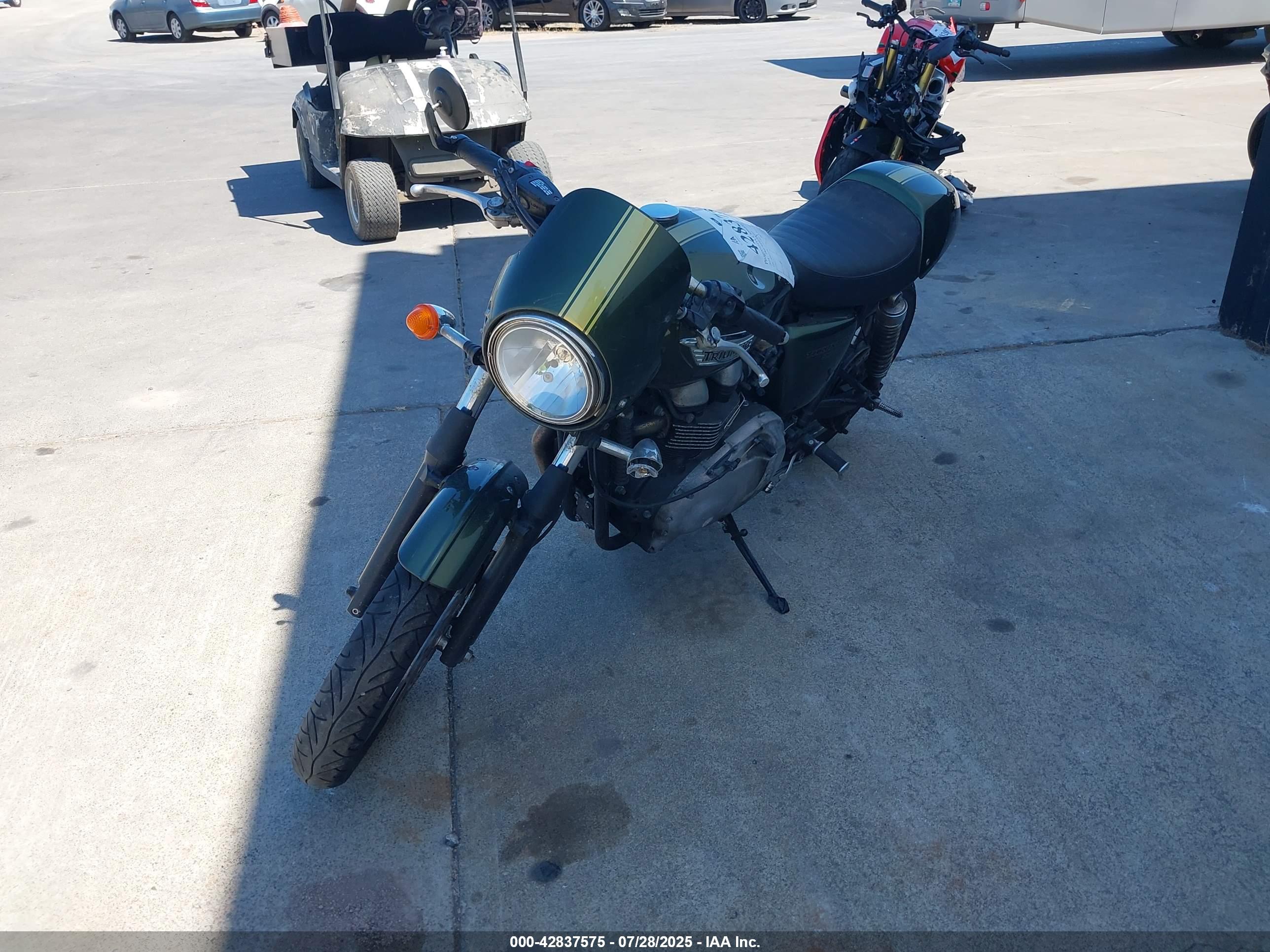 TRIUMPH MOTORCYCLE image 2