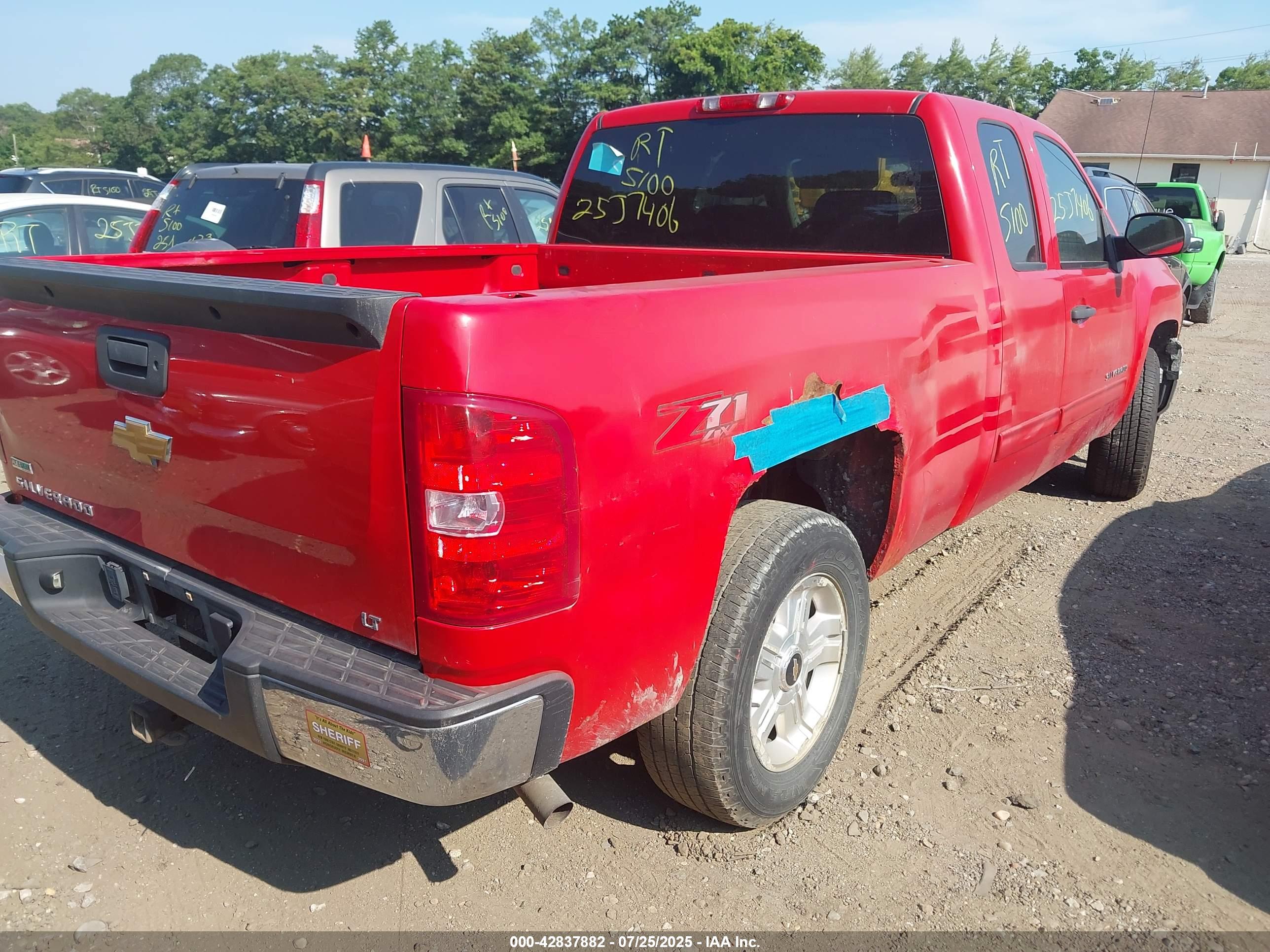 CHEVROLET SILVERADO image 4