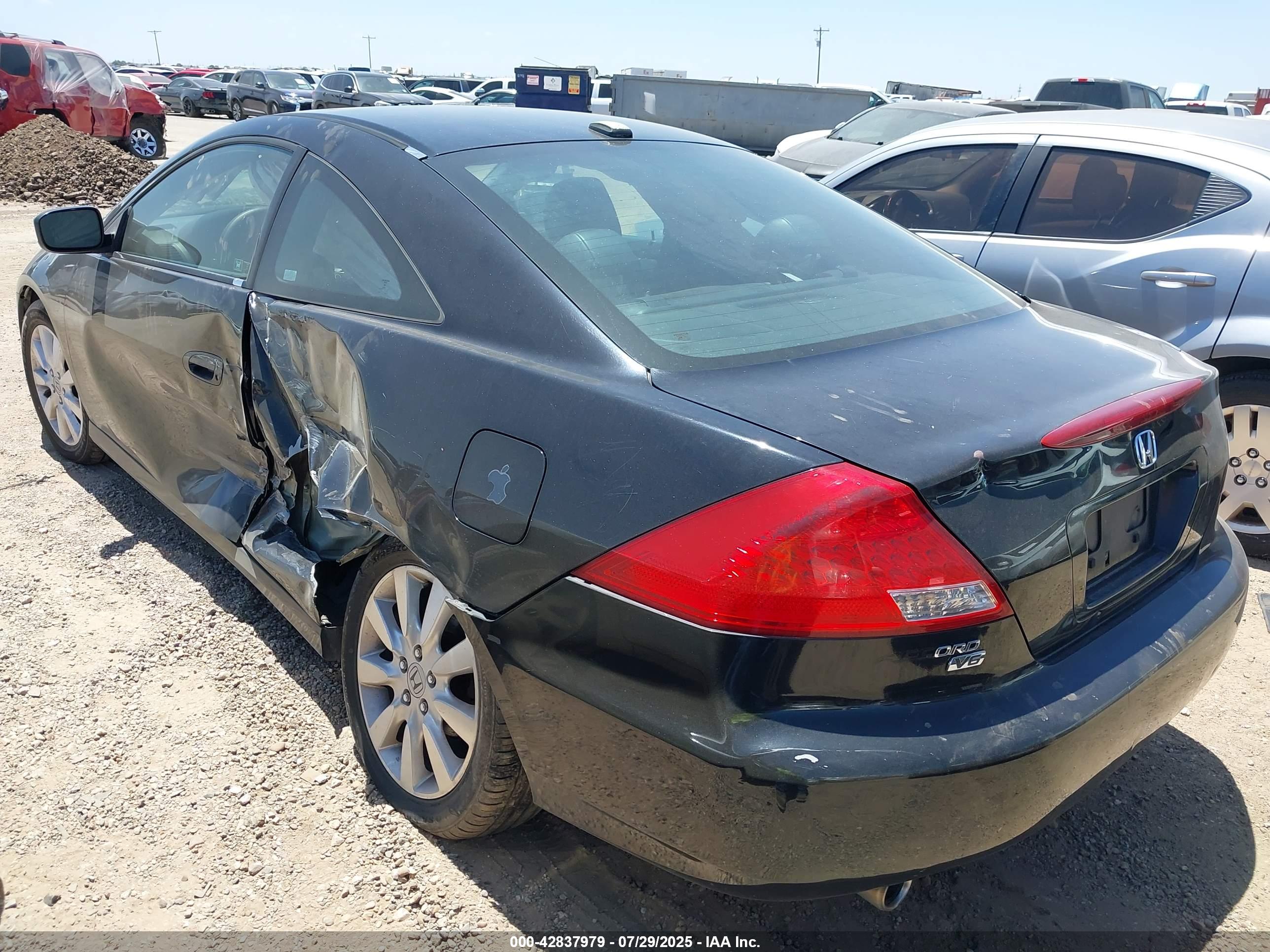 HONDA ACCORD image 3