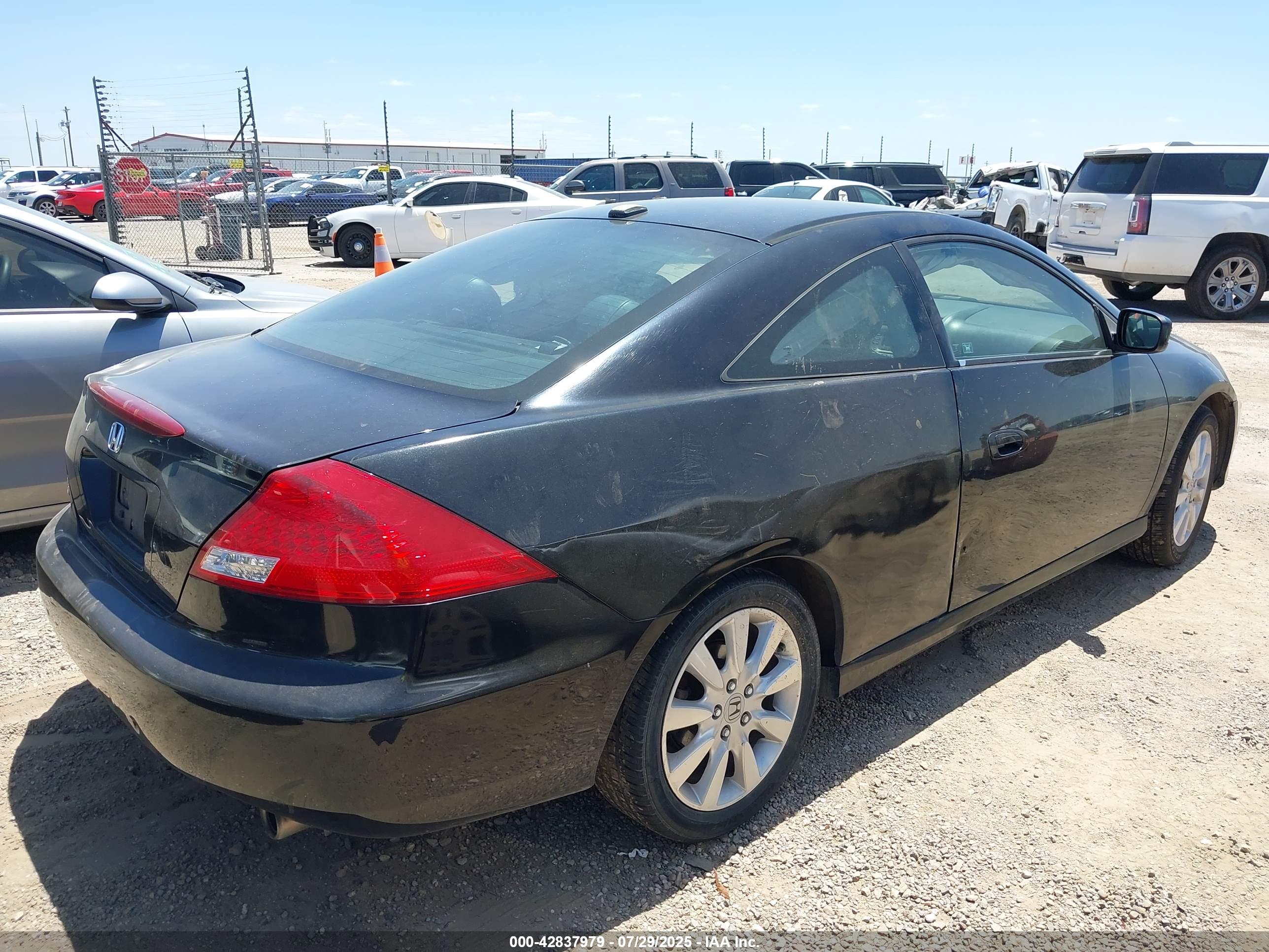 HONDA ACCORD image 4