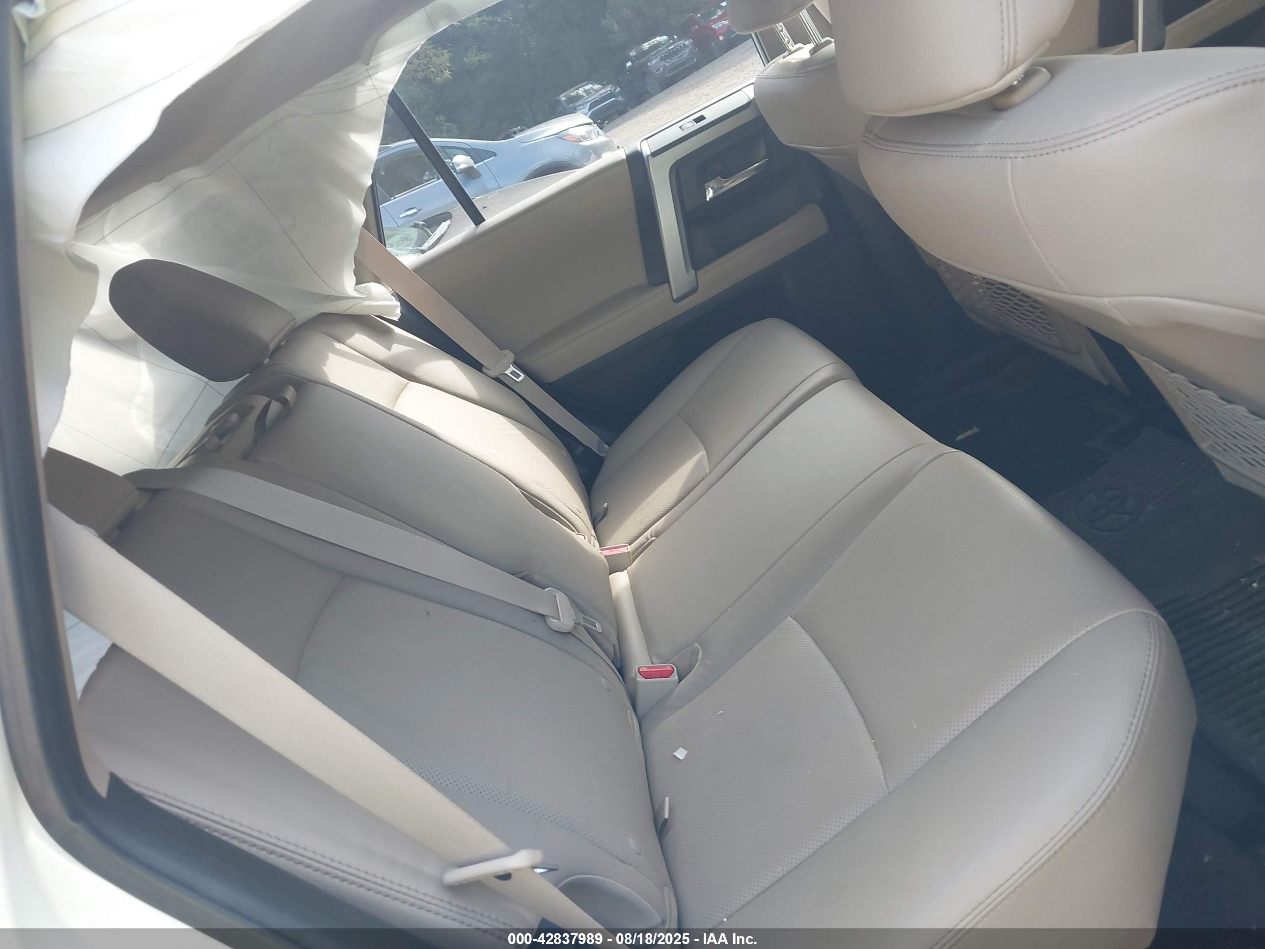 TOYOTA 4RUNNER image 8