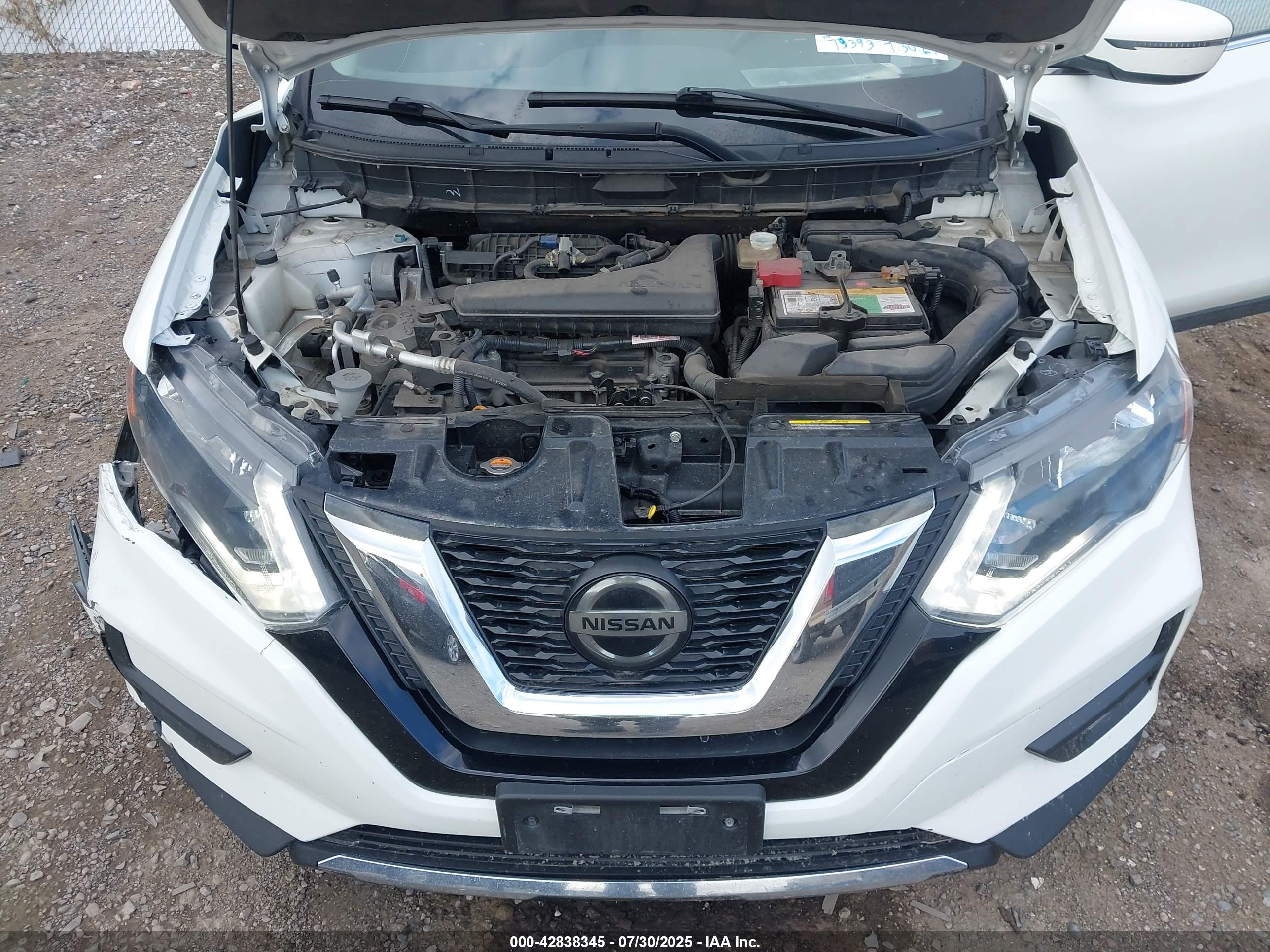 NISSAN ROGUE image 10
