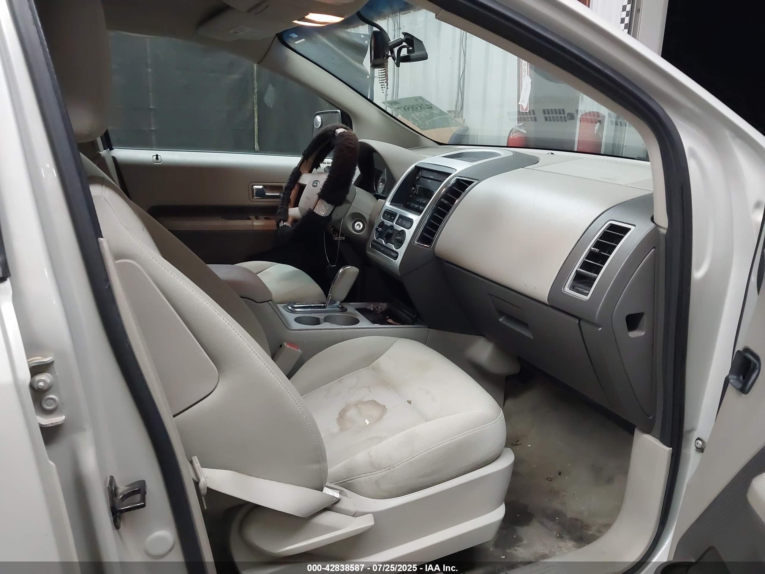 FORD EDGE image 5