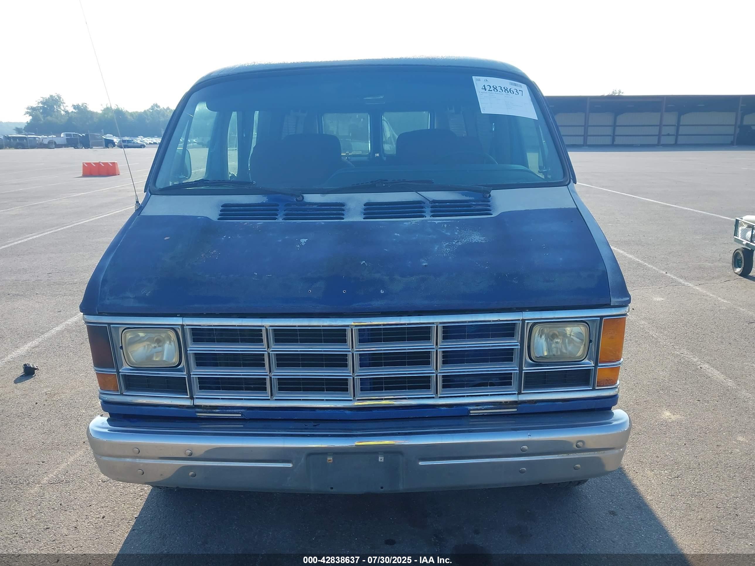 DODGE RAM image 6