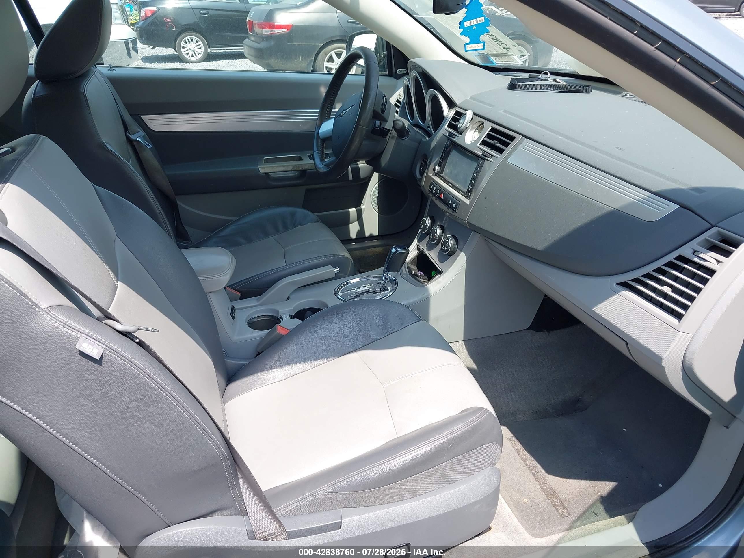 CHRYSLER SEBRING image 5