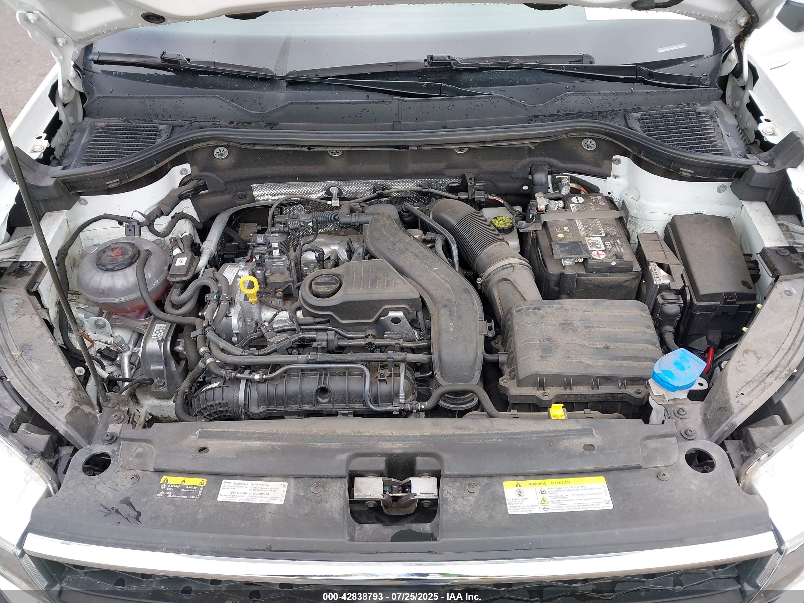 VOLKSWAGEN TAOS image 10