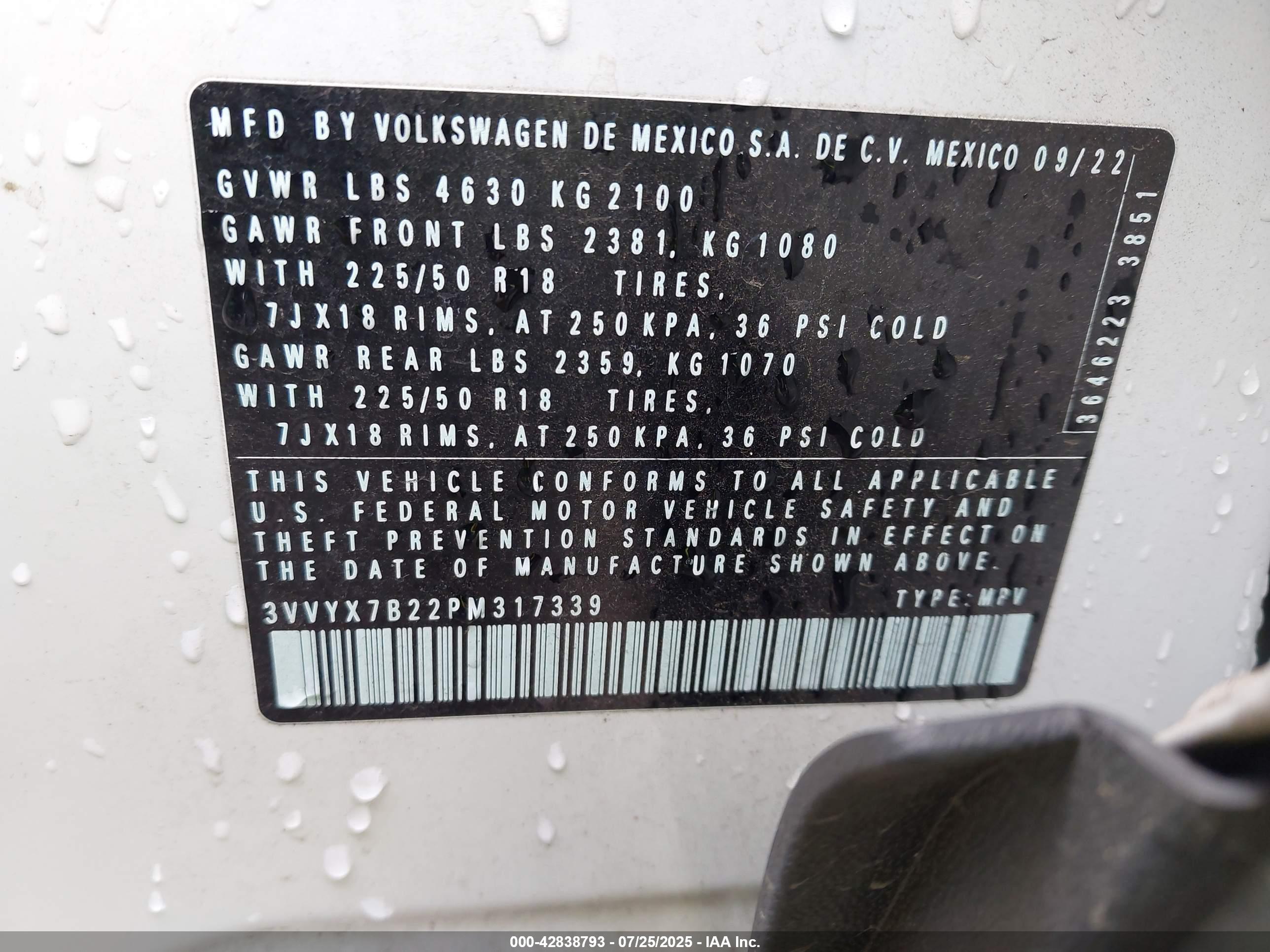 VOLKSWAGEN TAOS image 9