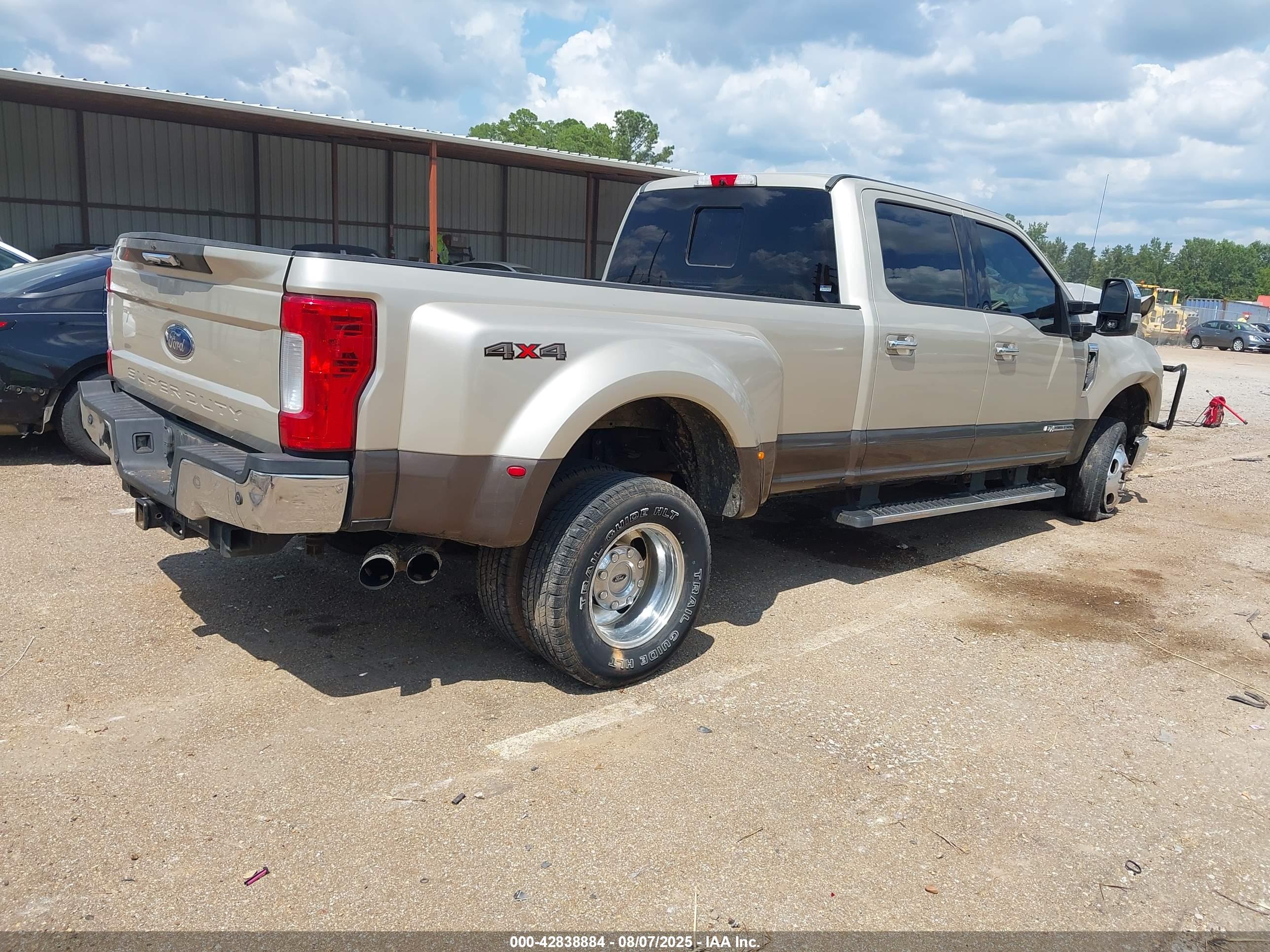 FORD F-350 image 4