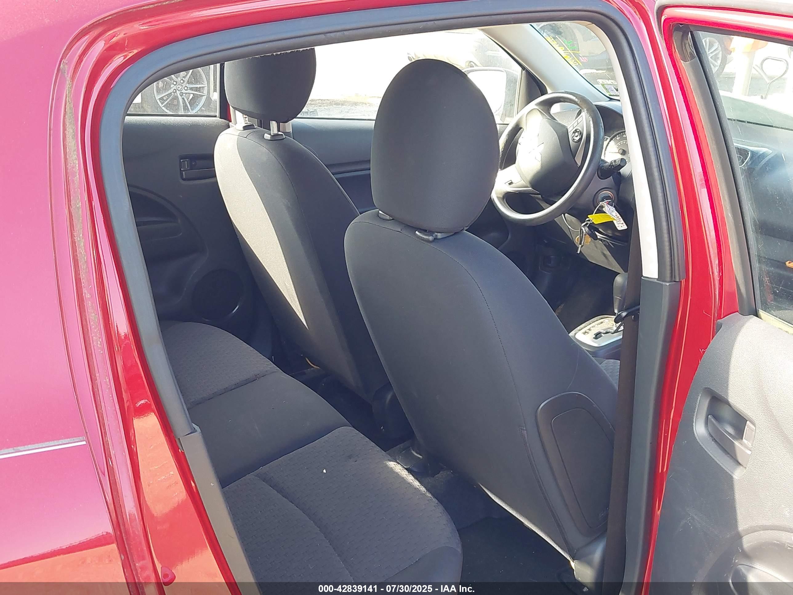 MITSUBISHI MIRAGE image 8
