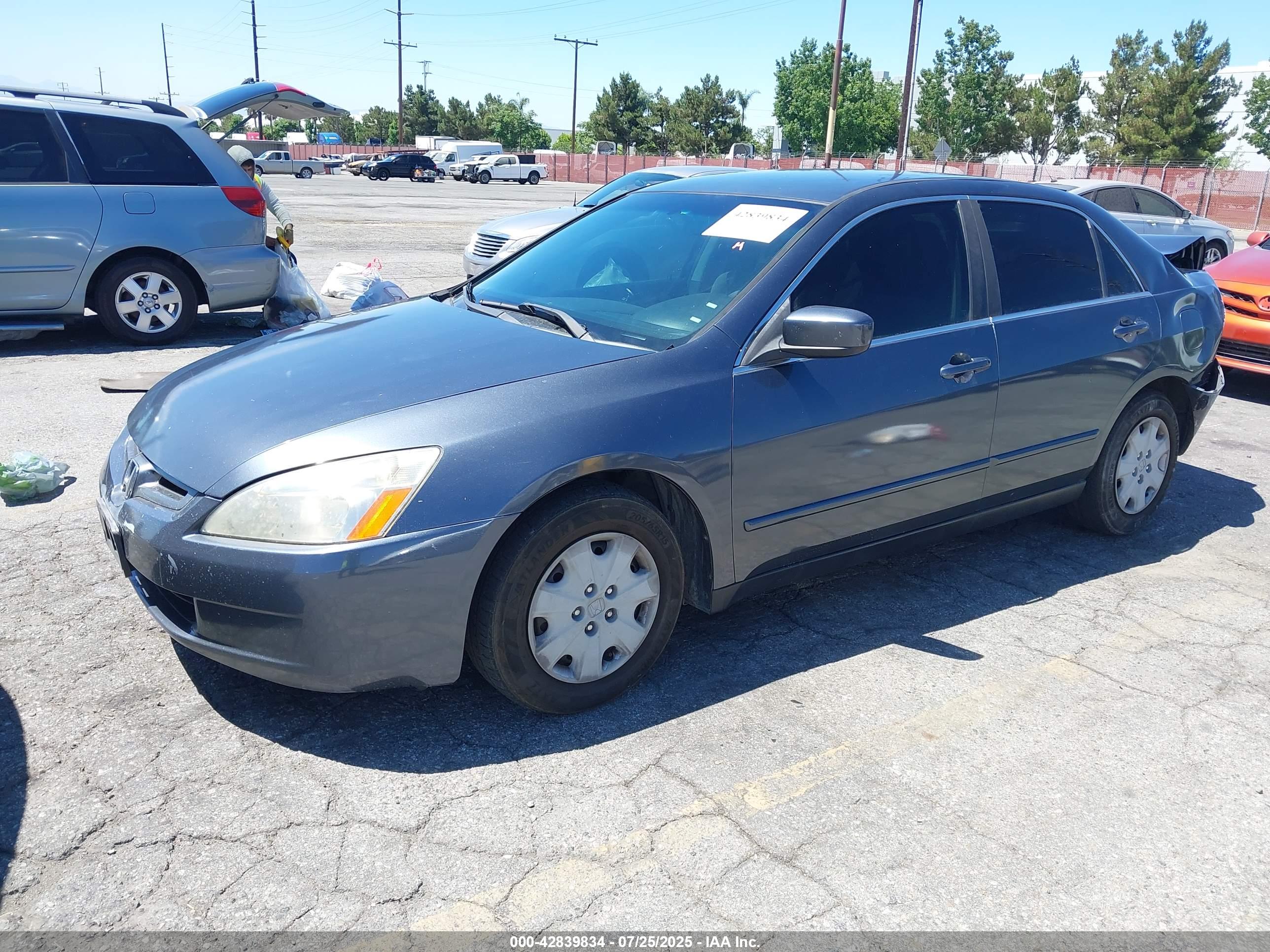 HONDA ACCORD image 2