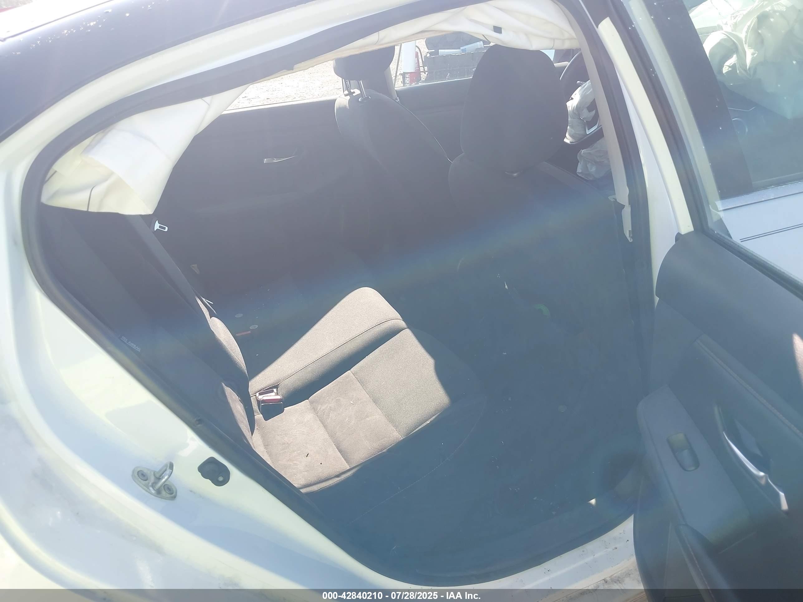 NISSAN SENTRA image 8