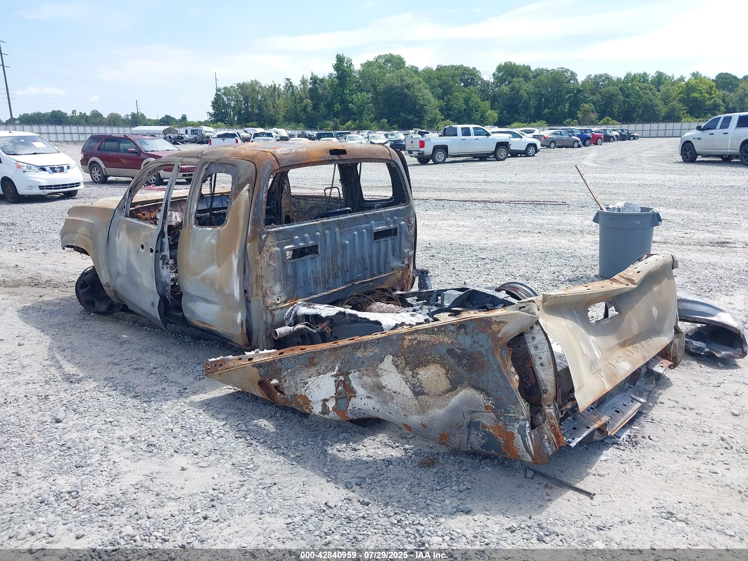TOYOTA TACOMA image 3