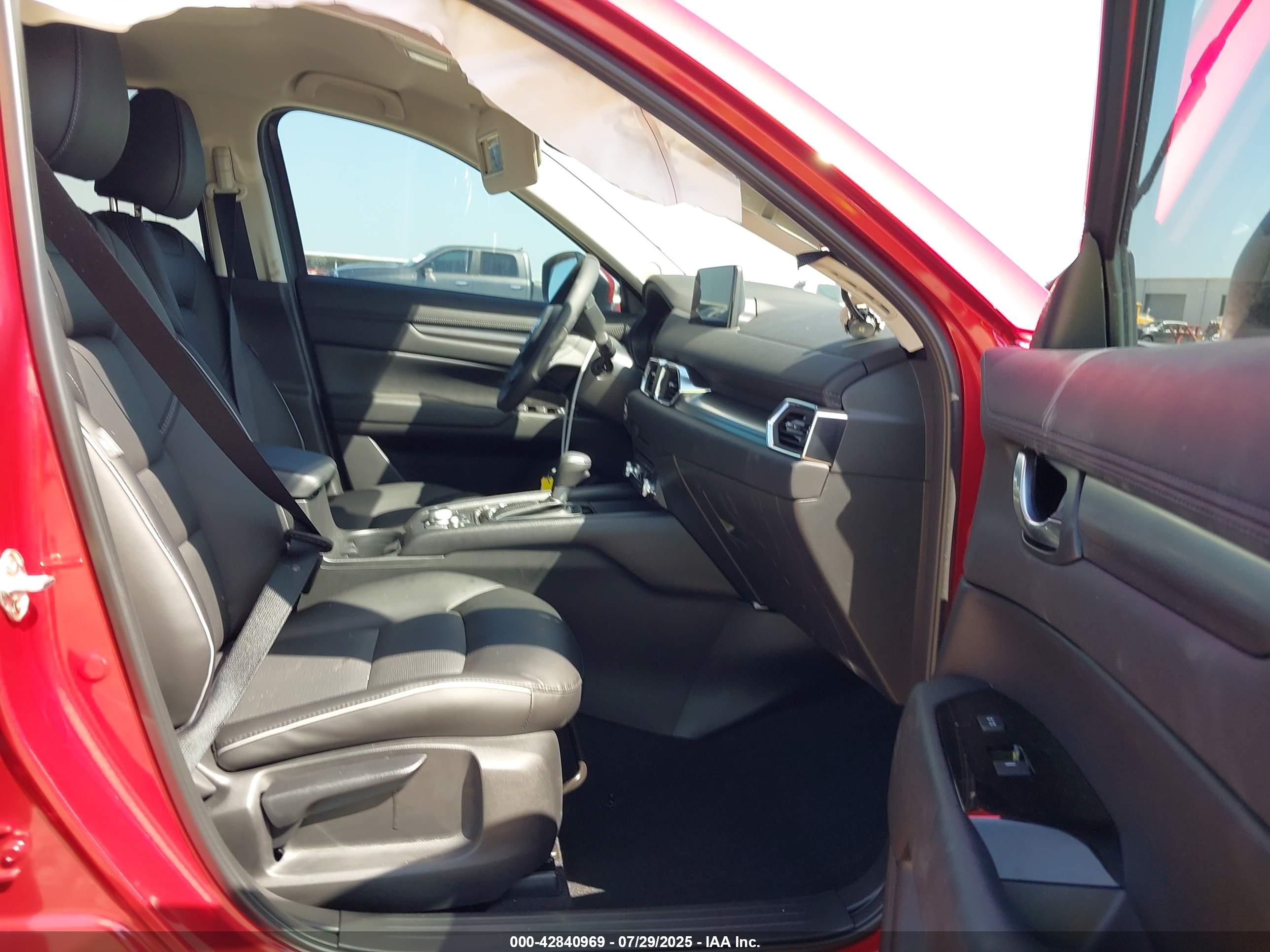 MAZDA CX-5 image 5