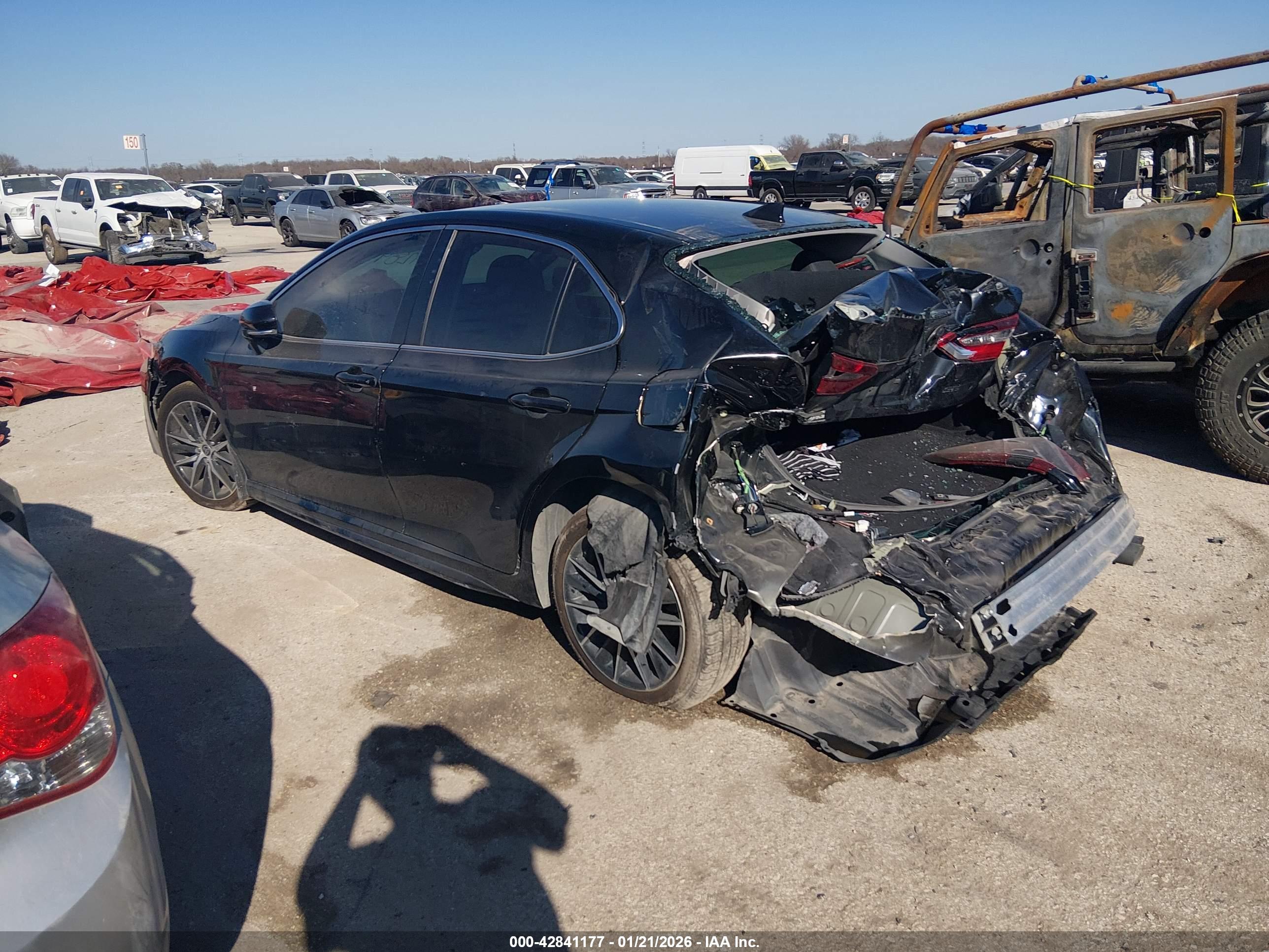 TOYOTA CAMRY image 3