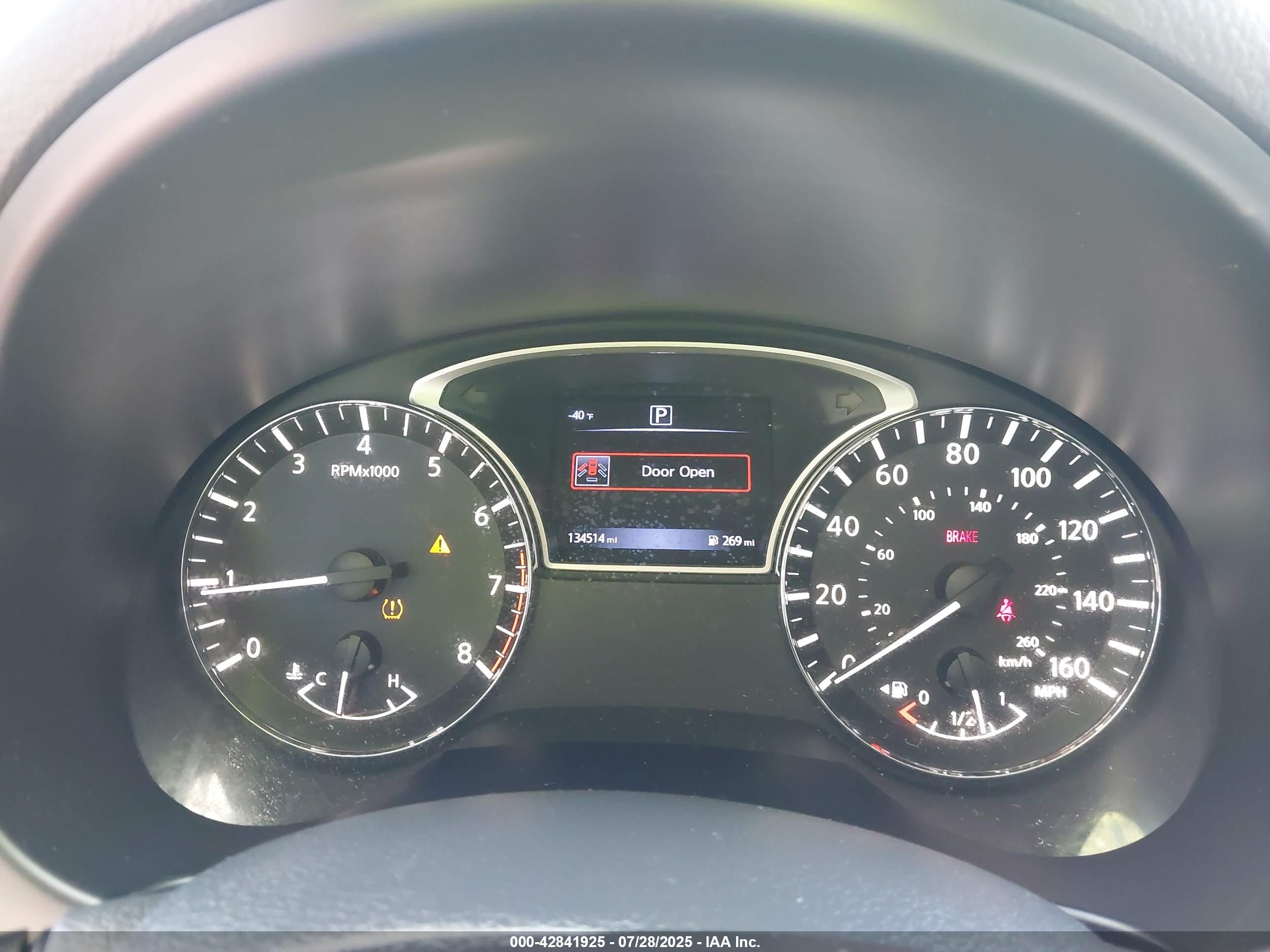 NISSAN ALTIMA image 7