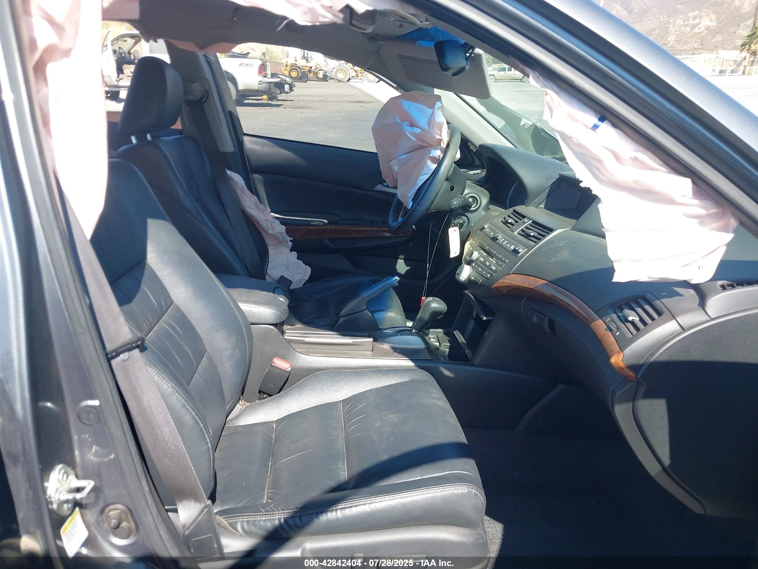 HONDA ACCORD image 5