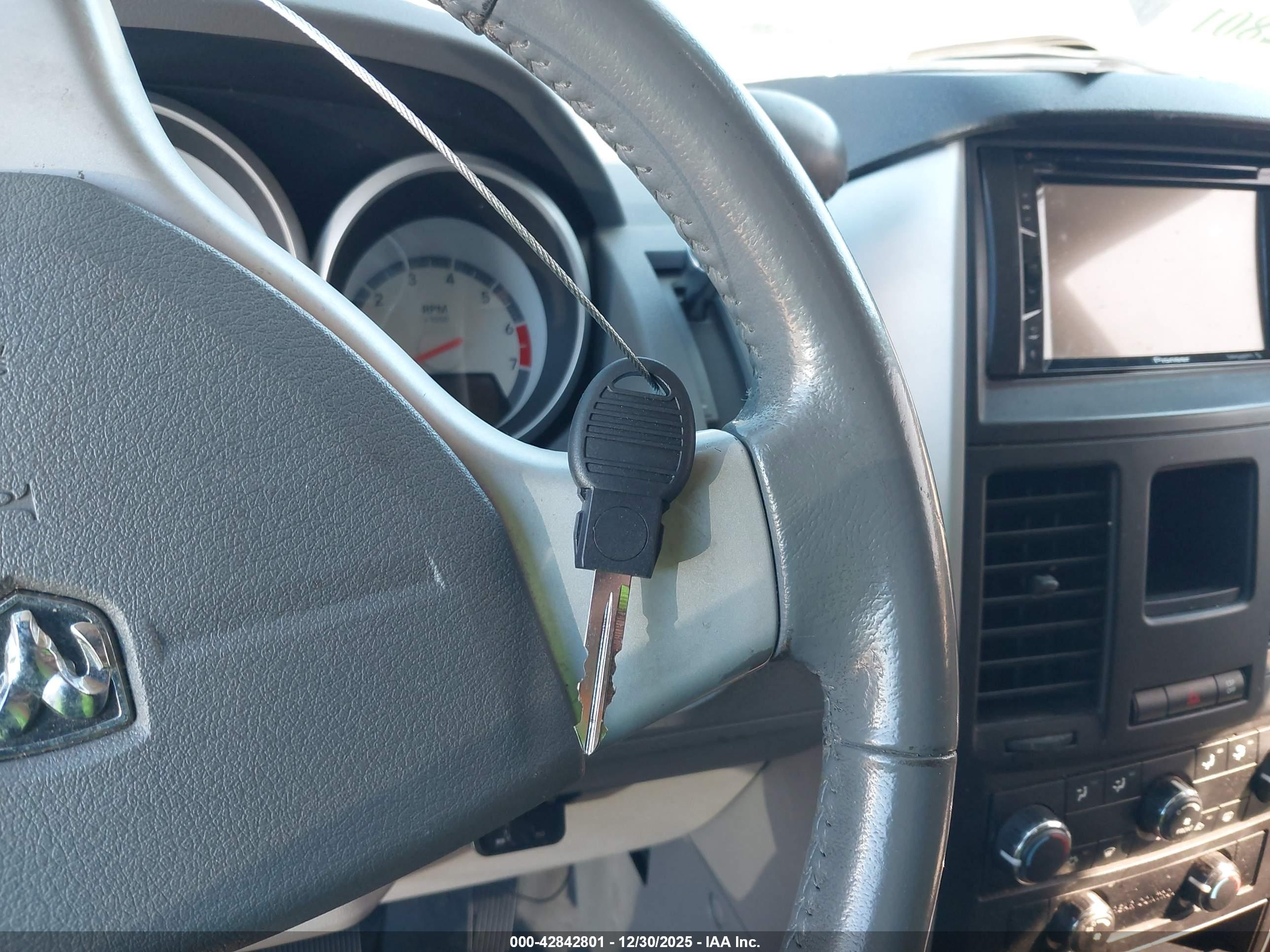 DODGE GRAND image 11