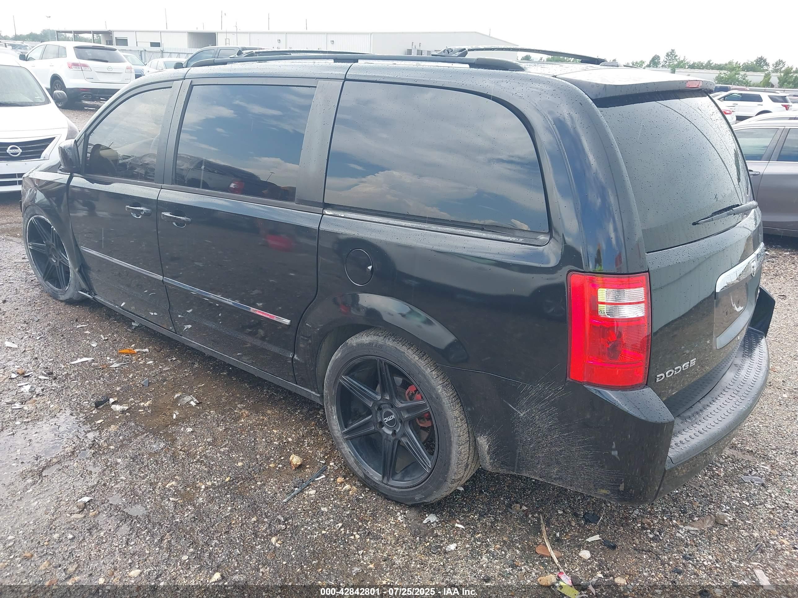 DODGE GRAND image 3