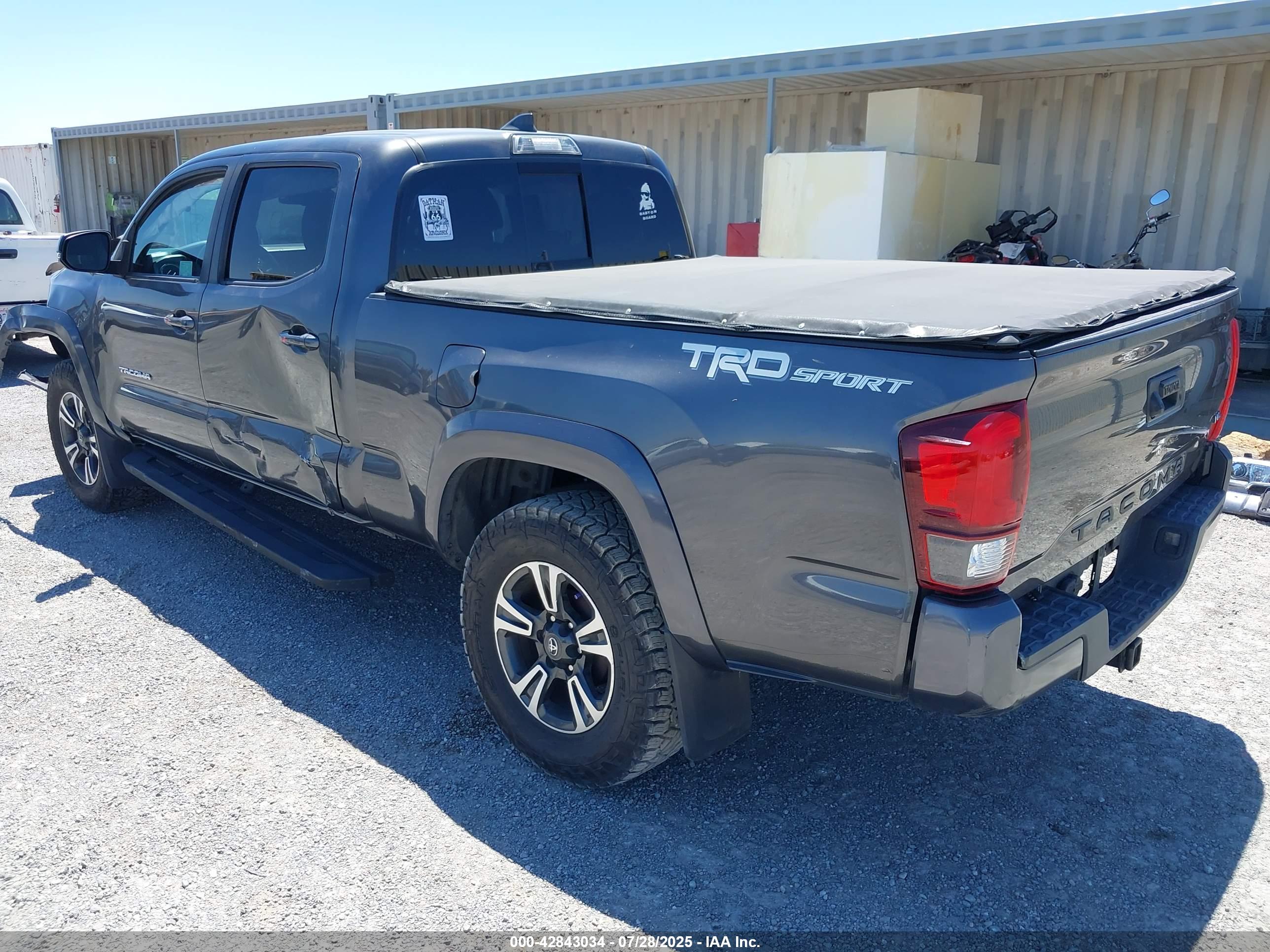 TOYOTA TACOMA image 3