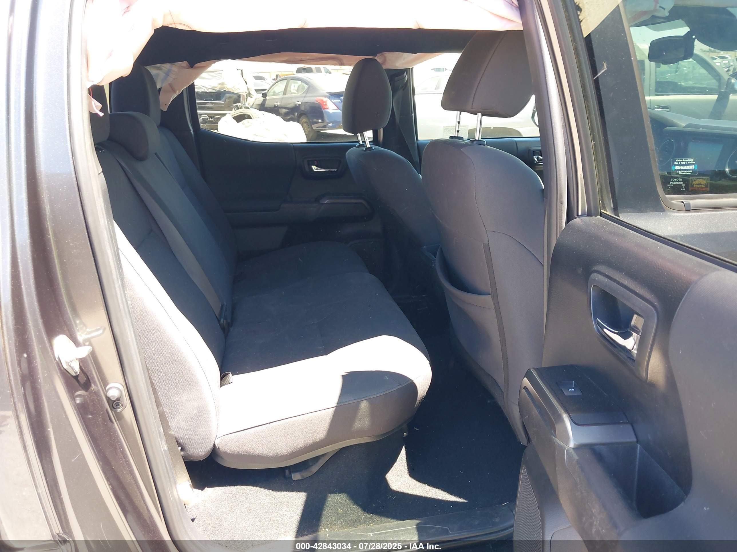 TOYOTA TACOMA image 8