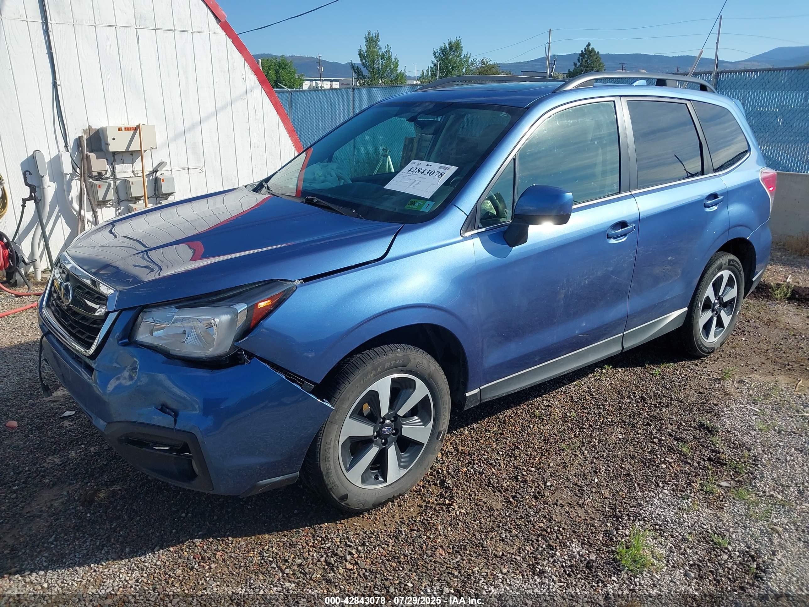 SUBARU FORESTER image 2