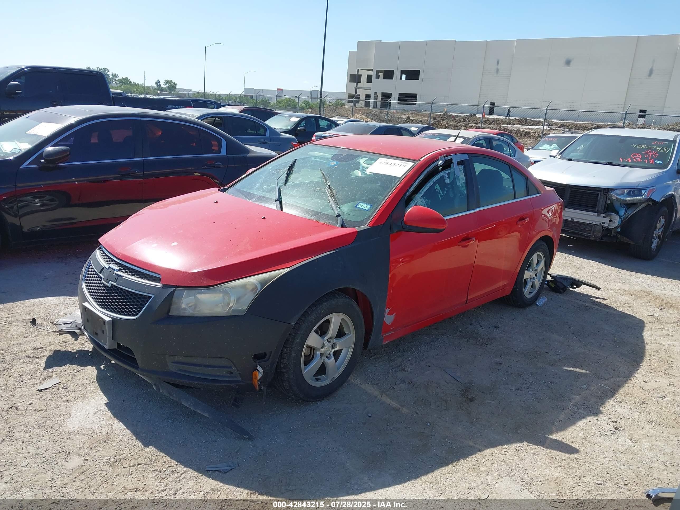 CHEVROLET CRUZE image 2