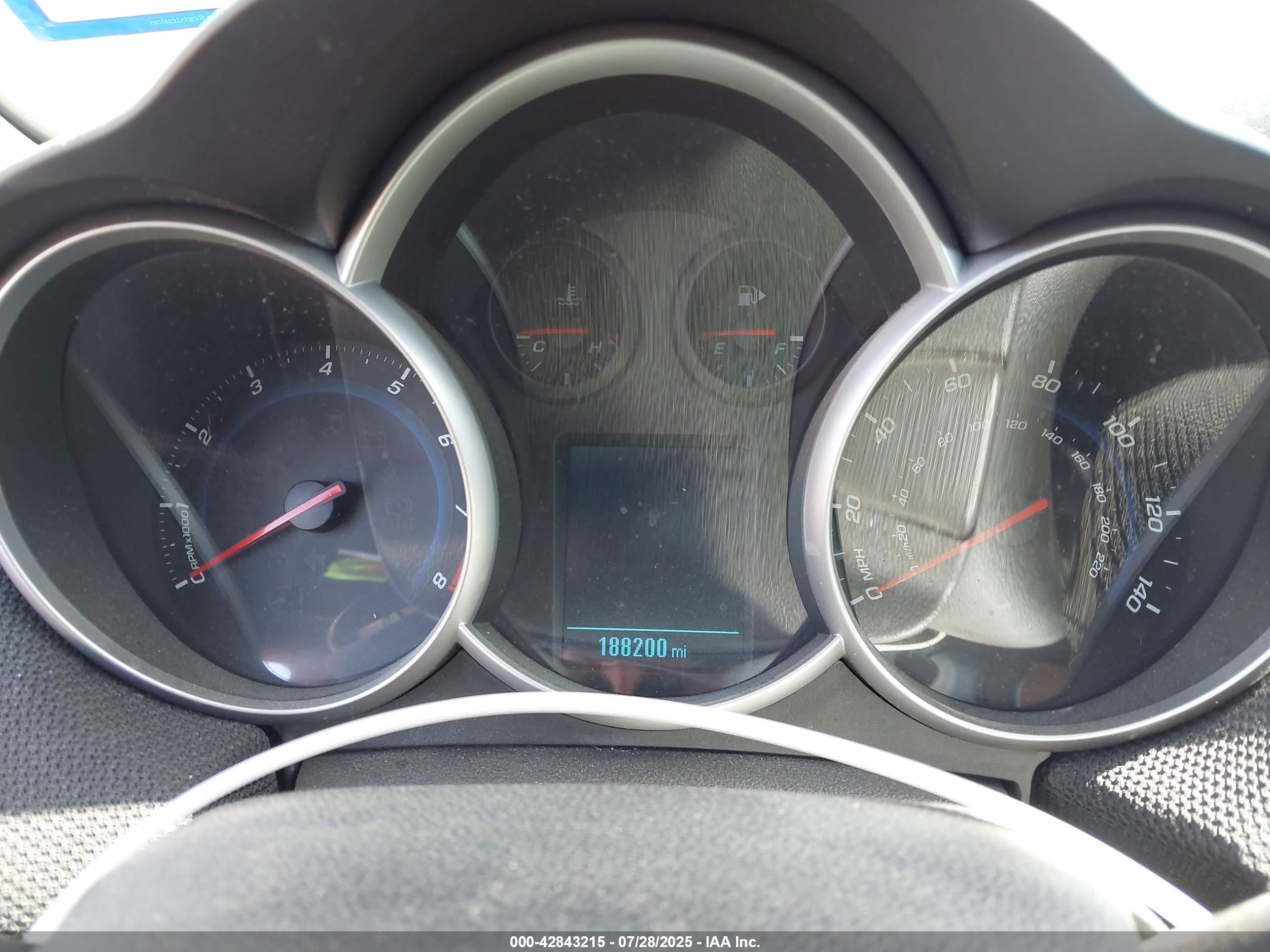 CHEVROLET CRUZE image 7