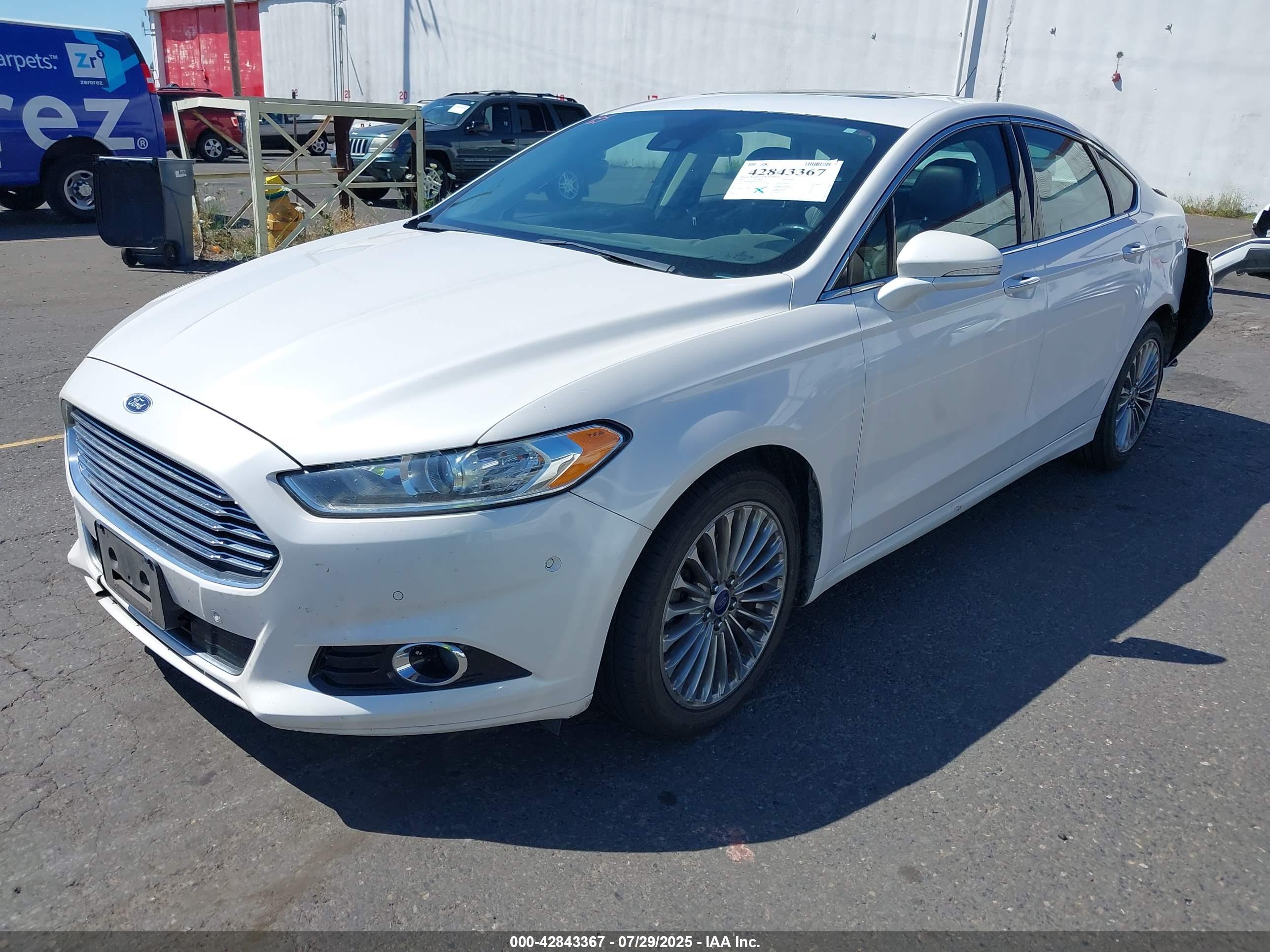 FORD FUSION image 2