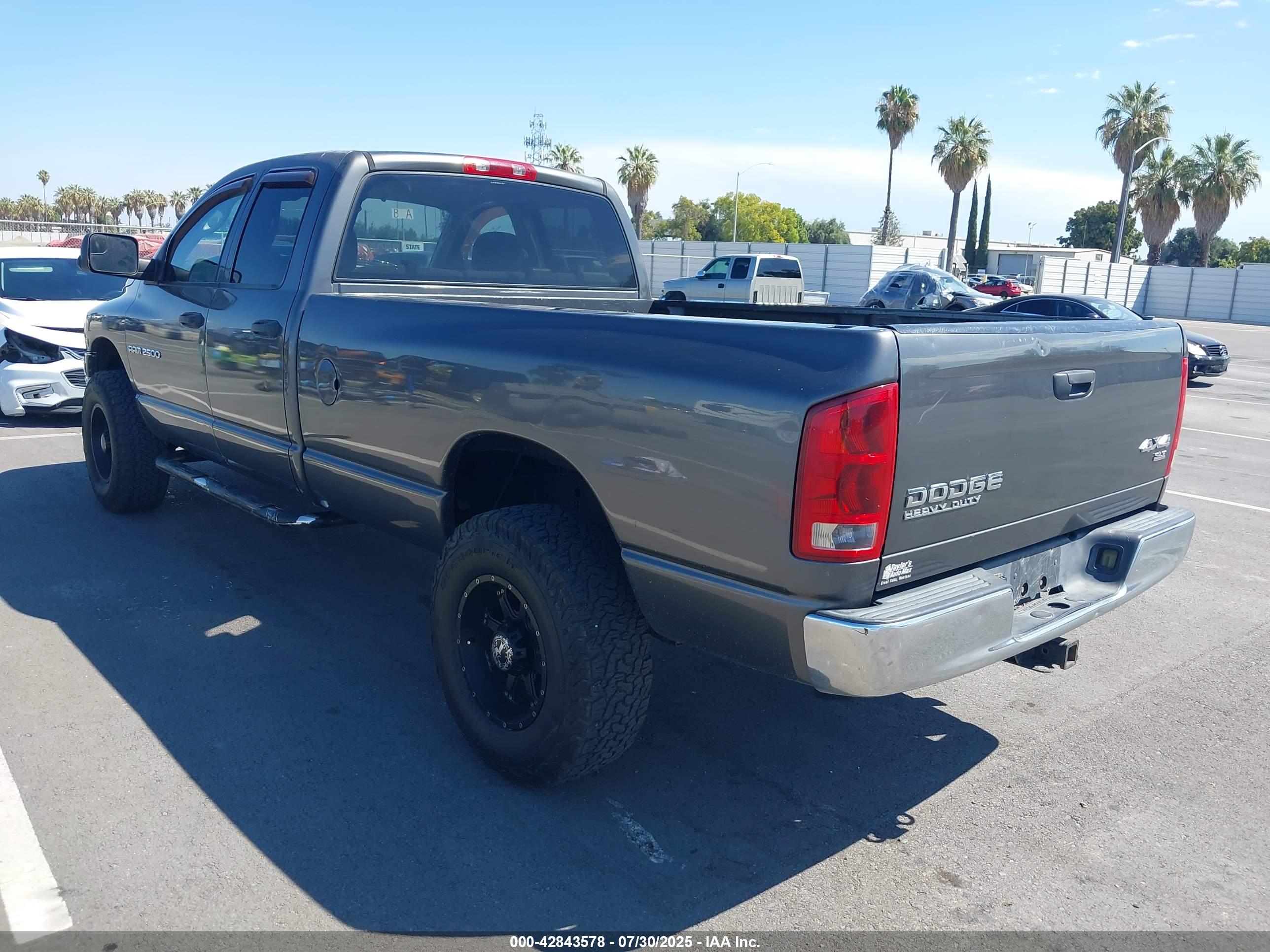 DODGE RAM image 3
