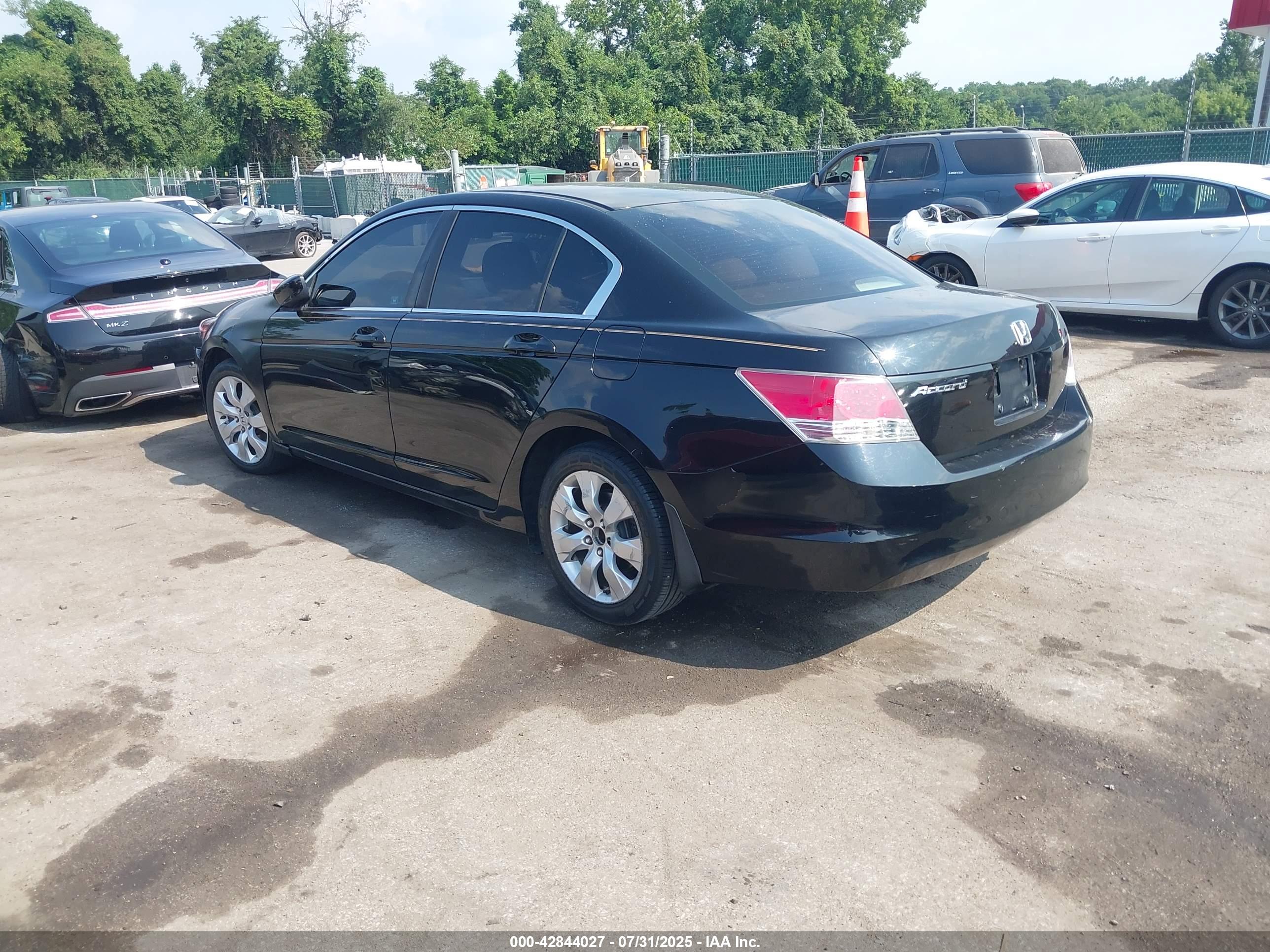 HONDA ACCORD image 3