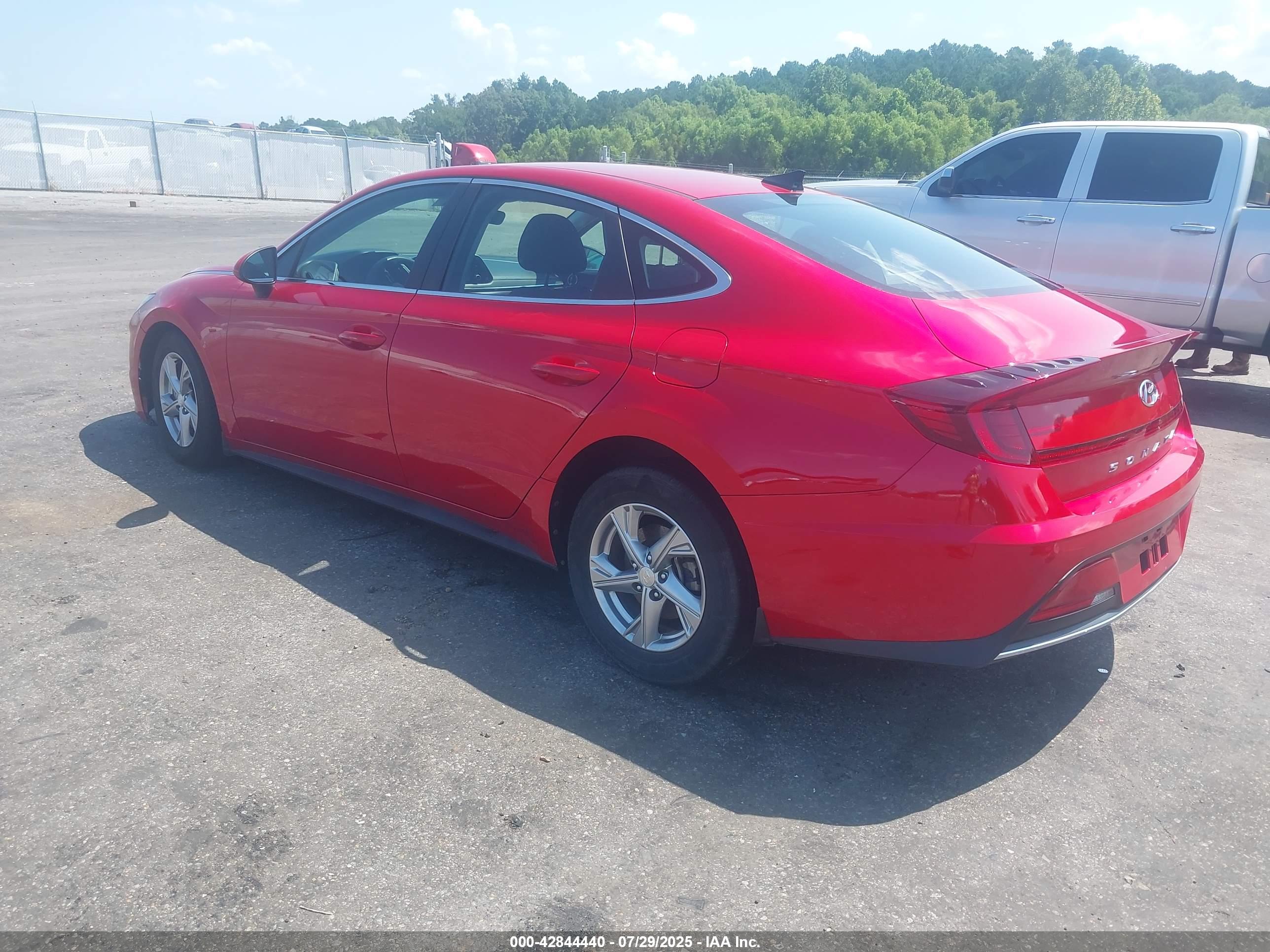 HYUNDAI SONATA image 3