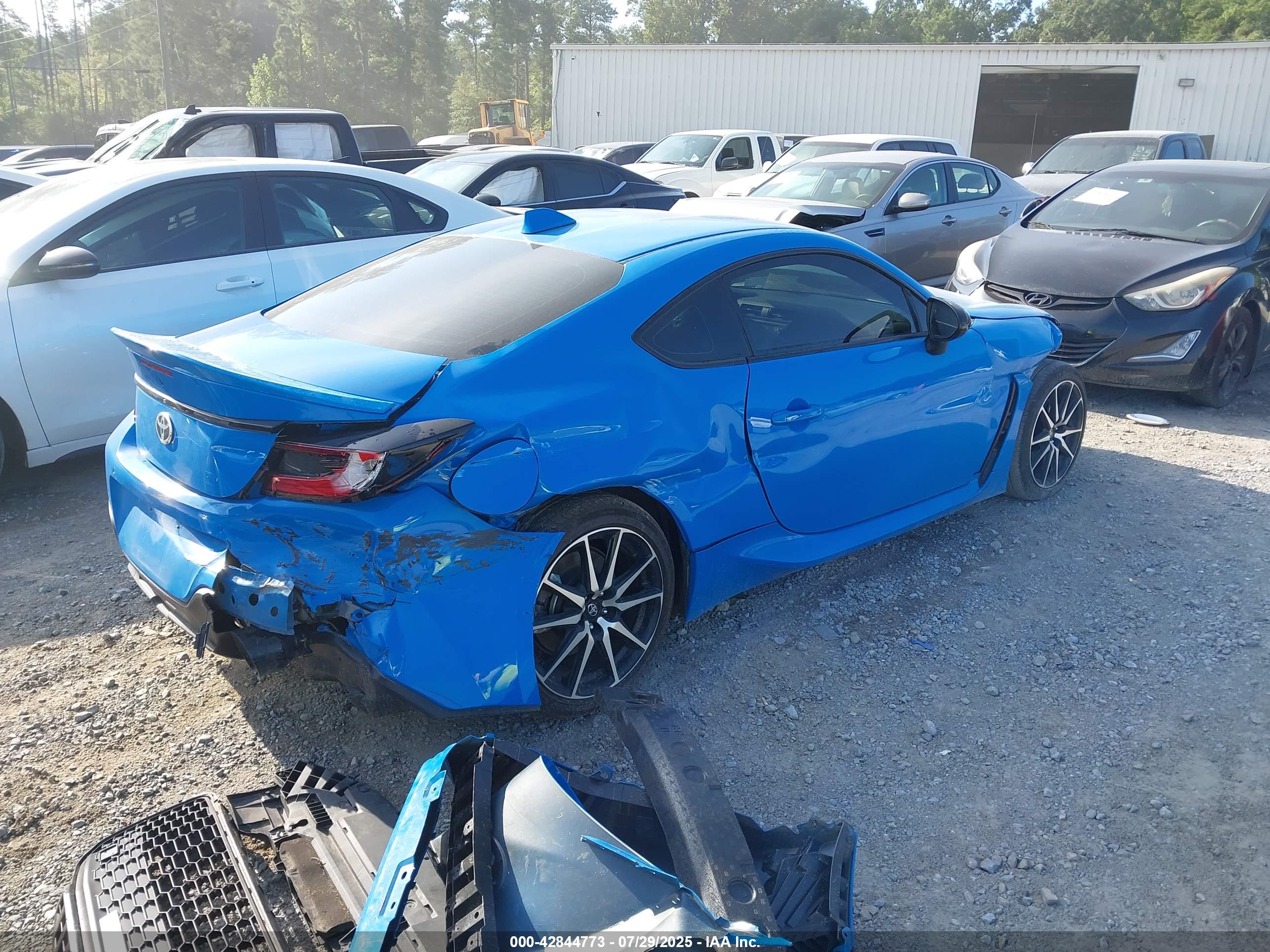TOYOTA GR86 image 4