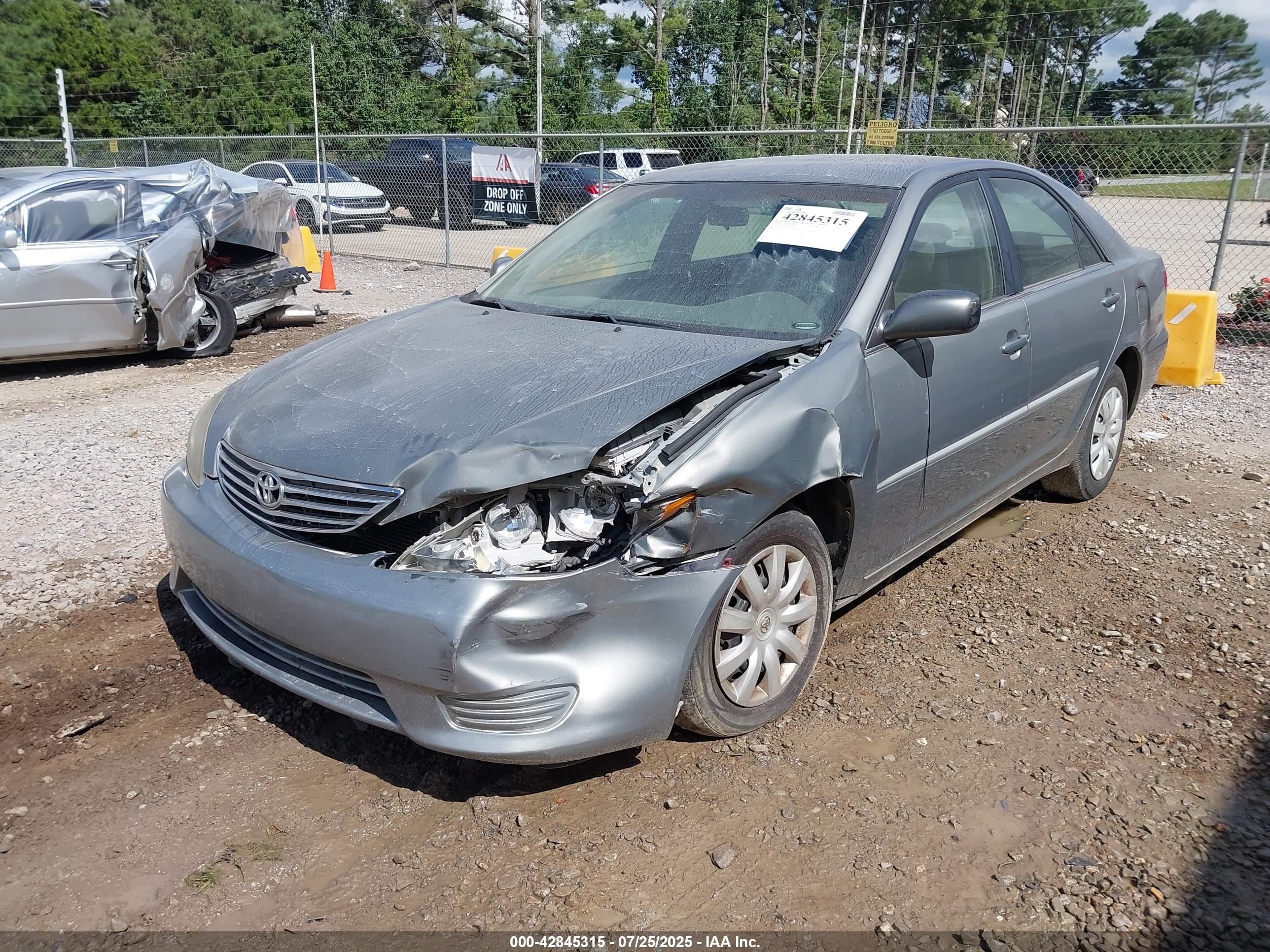 TOYOTA CAMRY image 6